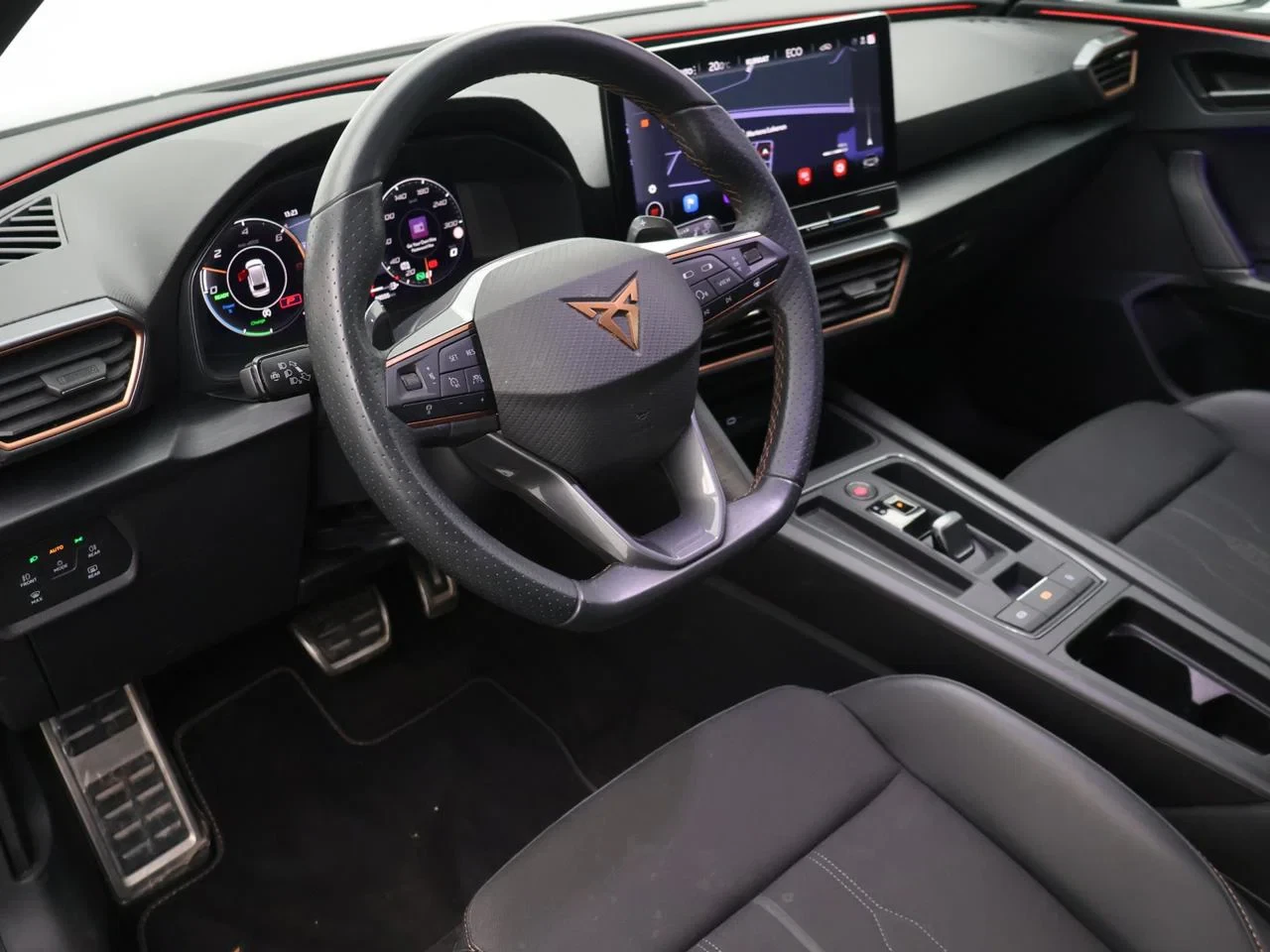 CUPRA-Leon Sportstourer-image-8