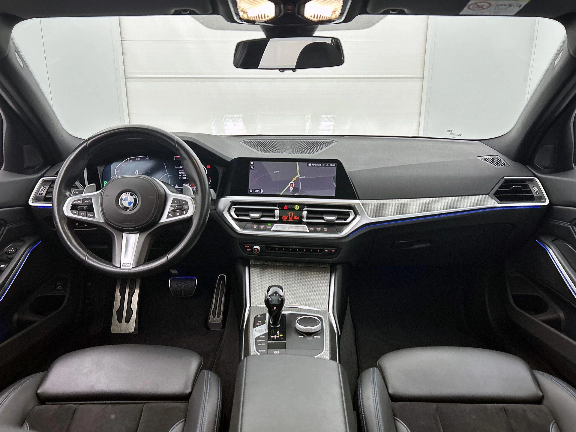 BMW-3 Serie-image-28