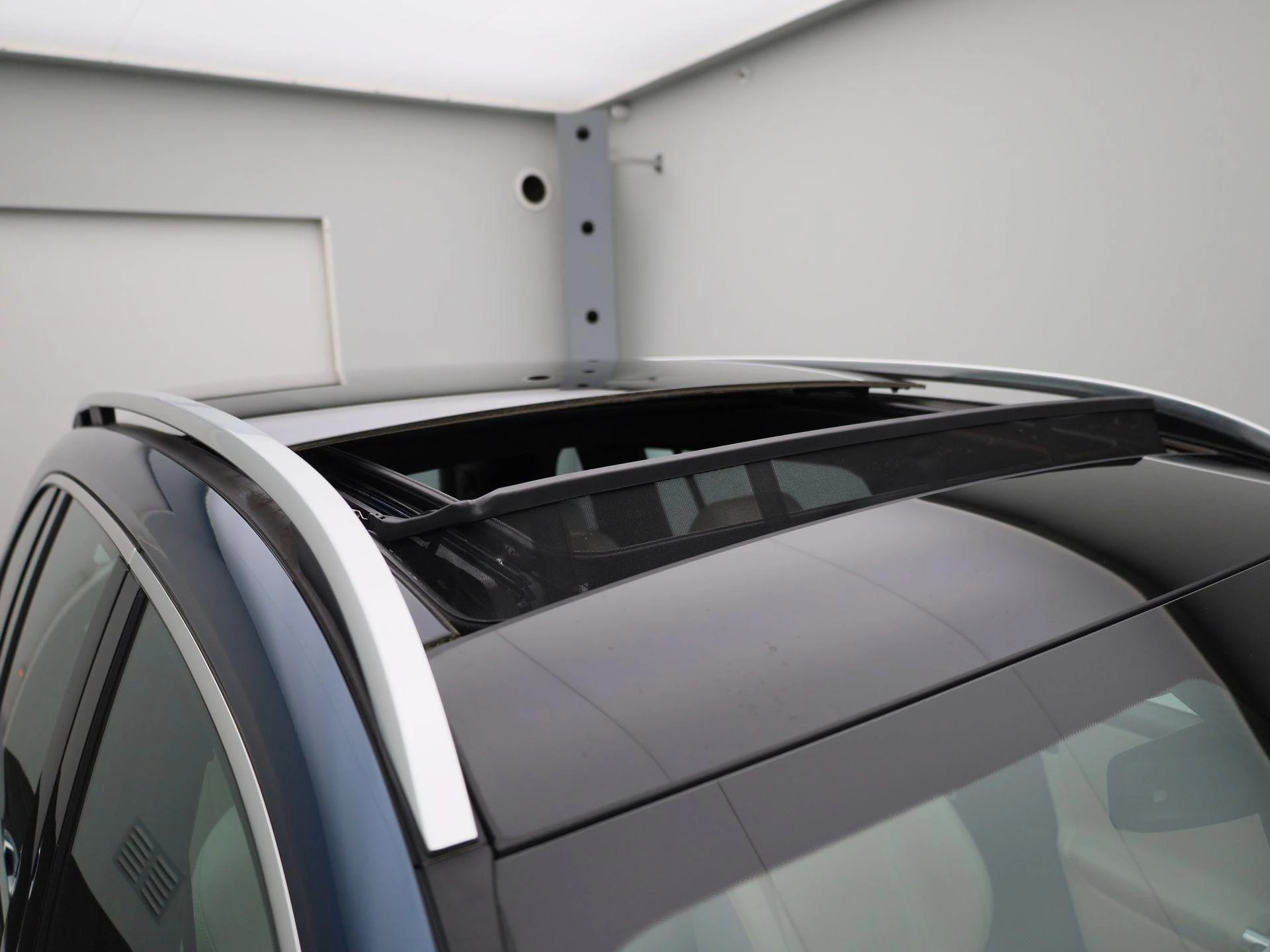 Mercedes-Benz GLB 200 LUXURY LINE + LEDER + PANO + 7-ZIT + CARPLAY +