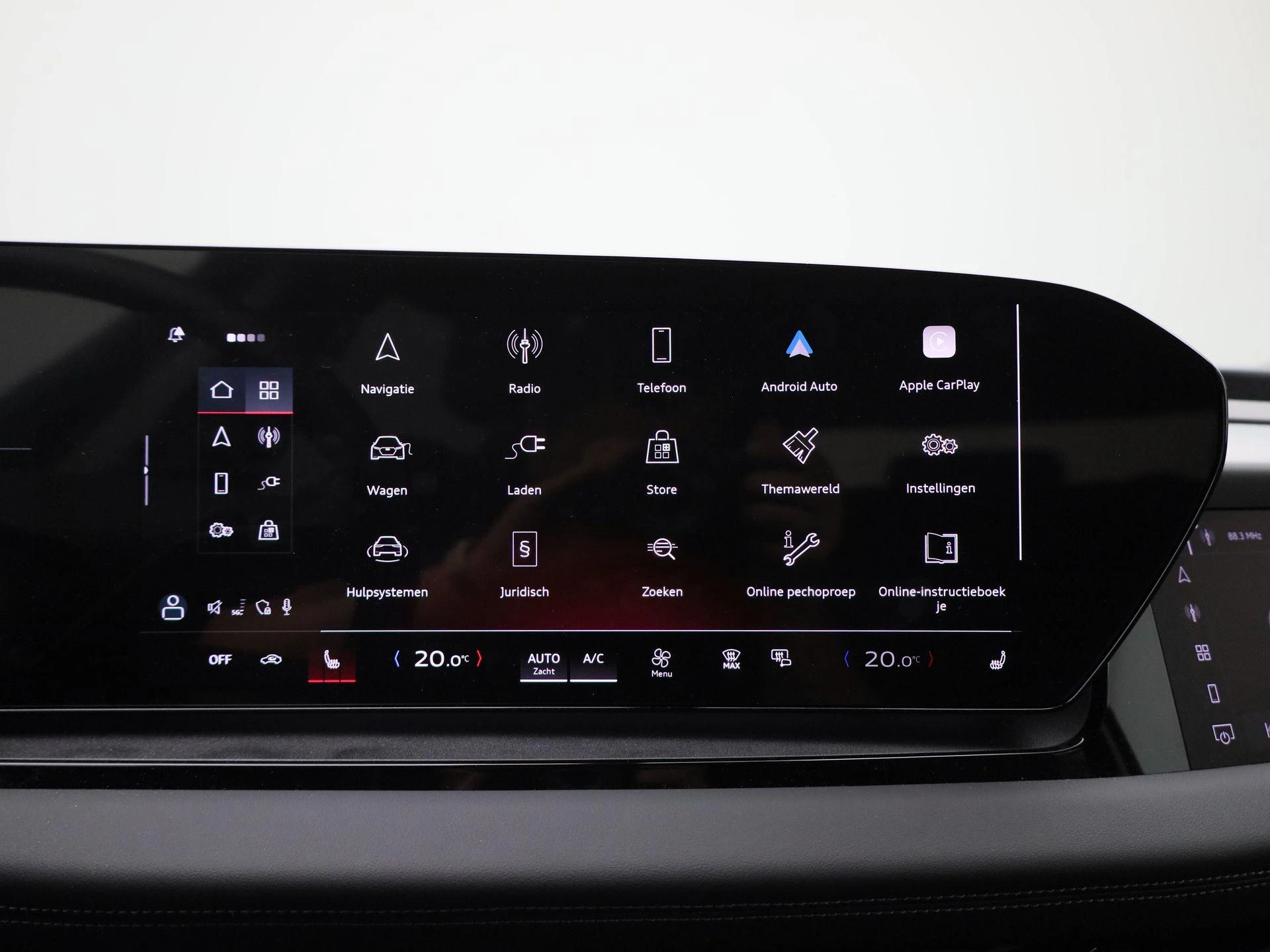Audi-Q6 e-tron-image-31