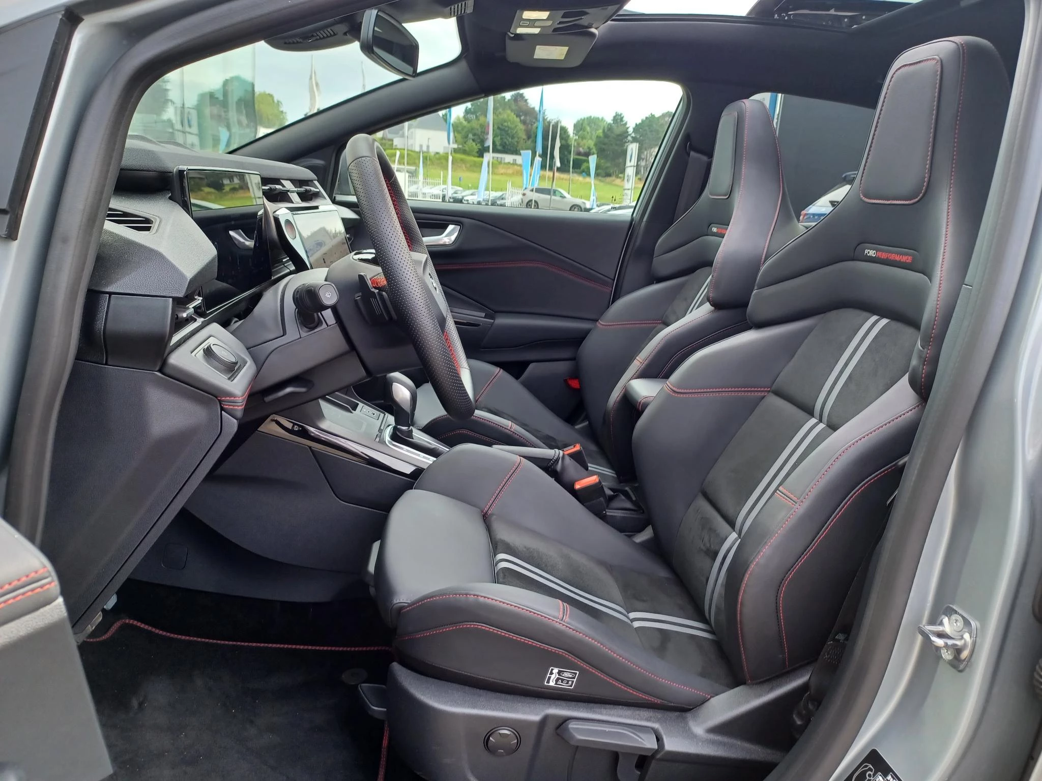 Ford Puma ST Facelift - Auto - Pano Dak - TOP CAR