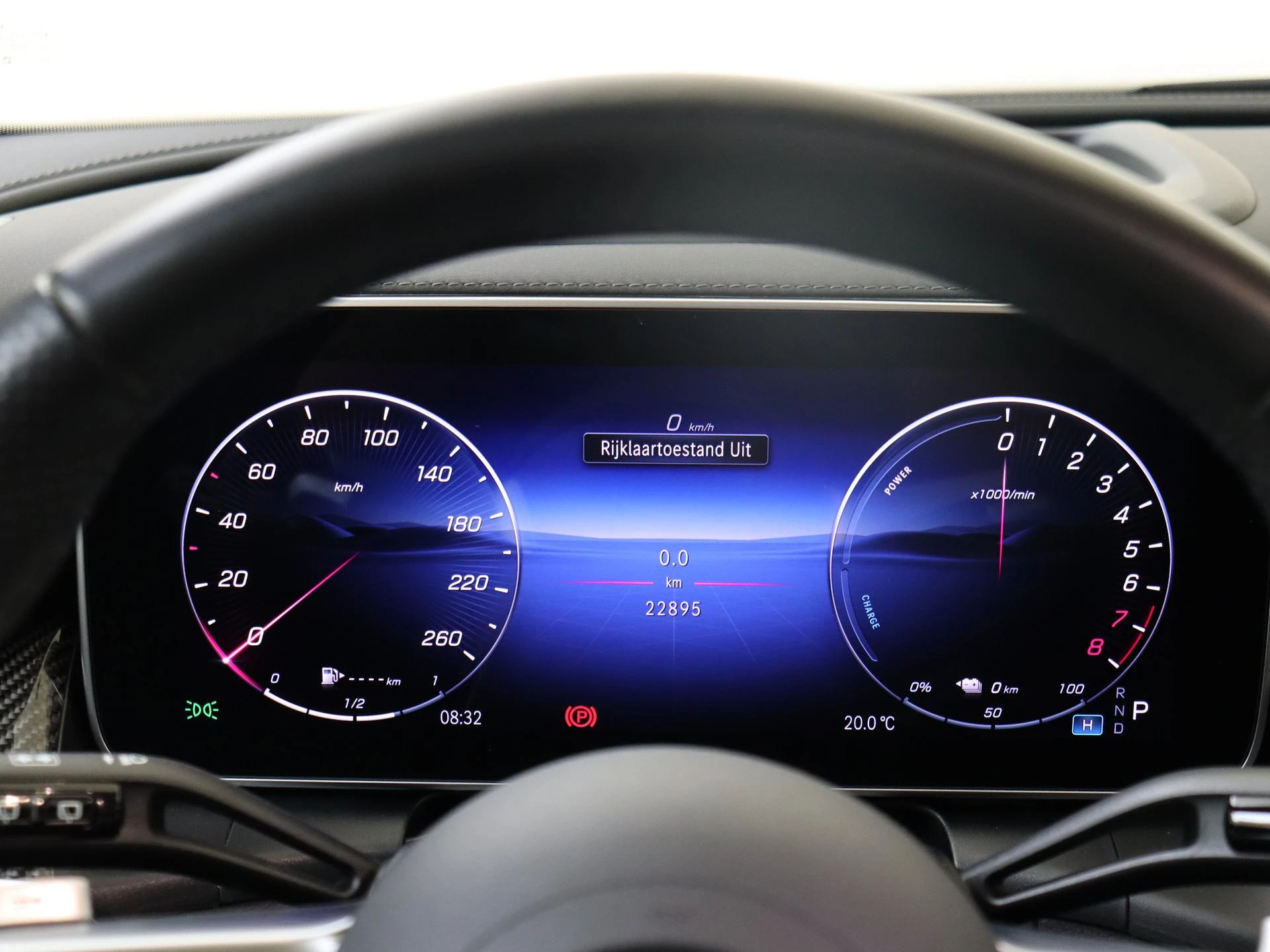 Mercedes-Benz-GLC-image-10