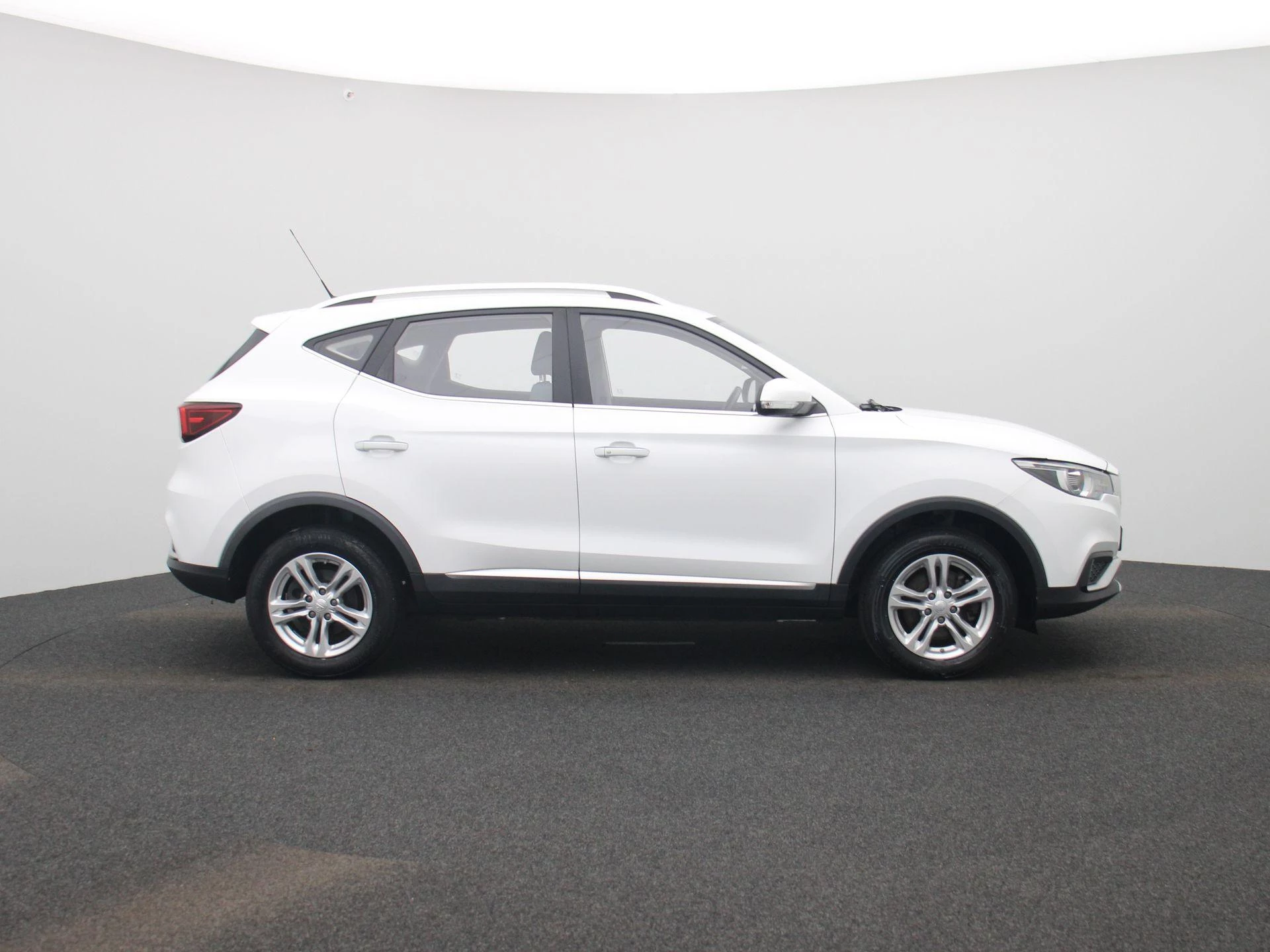 MG ZS EV