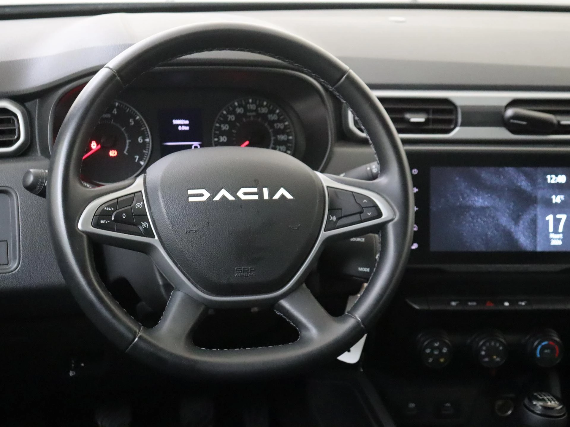 Dacia-Duster-image-12