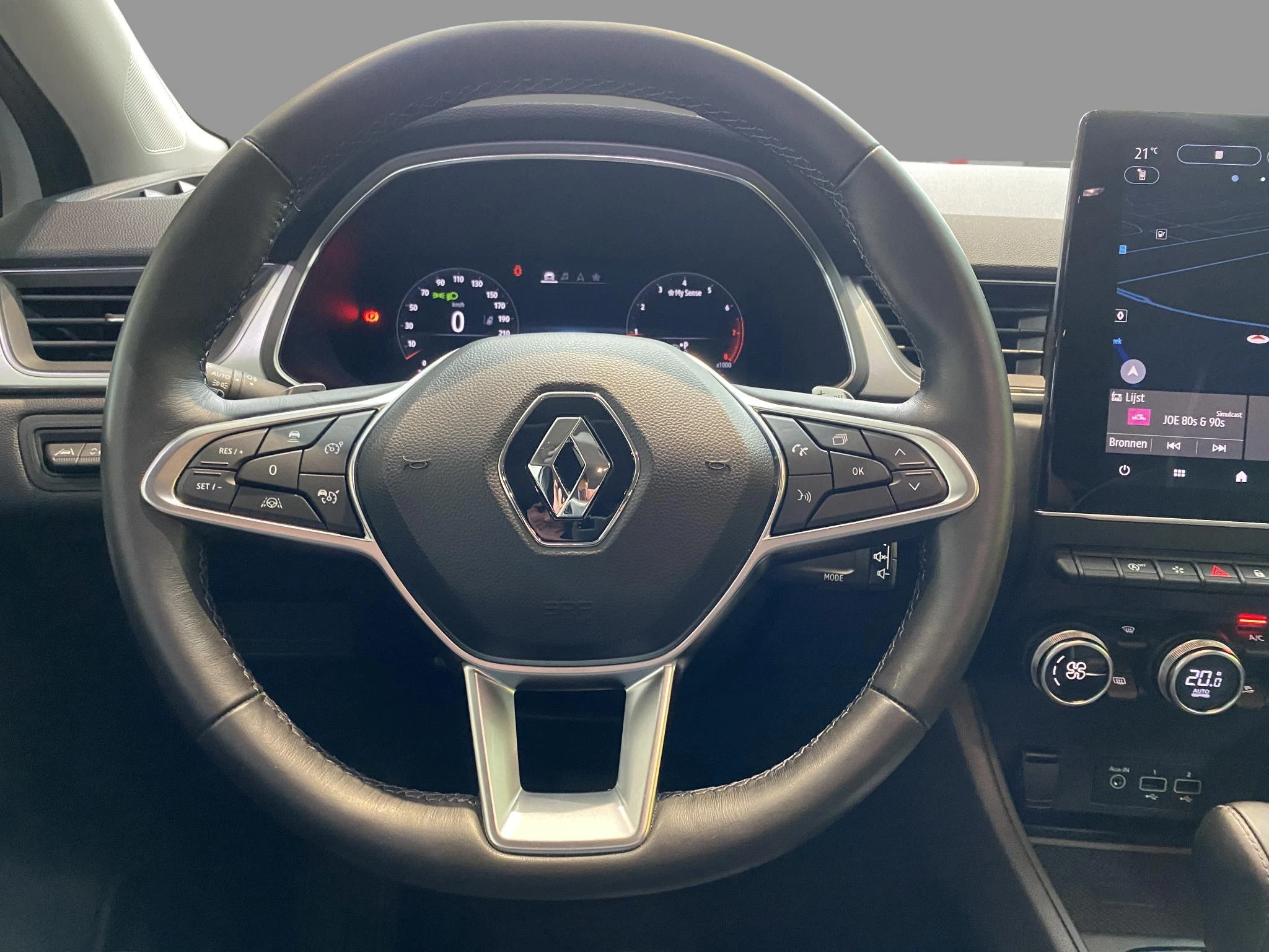 Renault-Captur-image-11