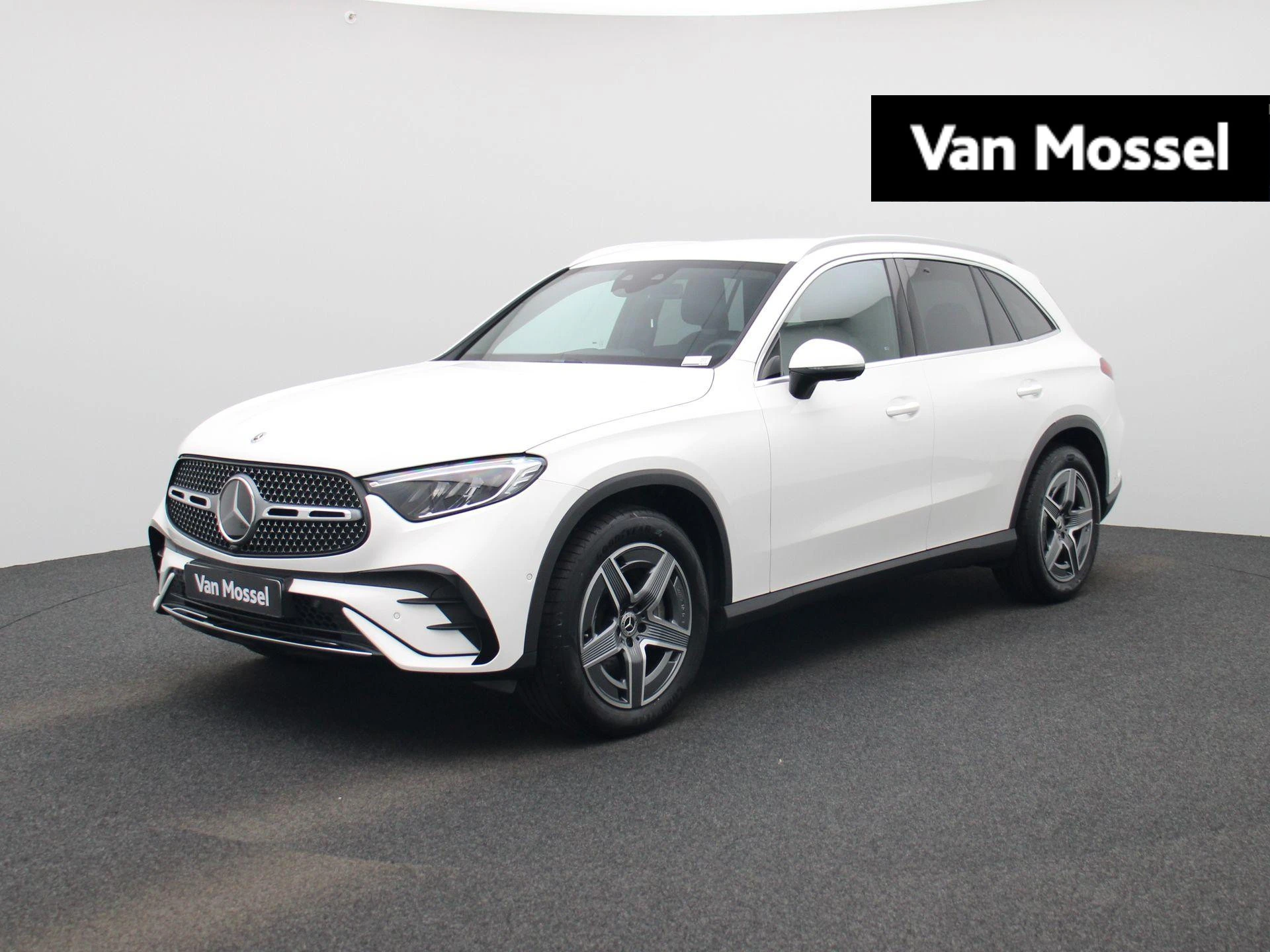 Mercedes-Benz-GLC-image-0