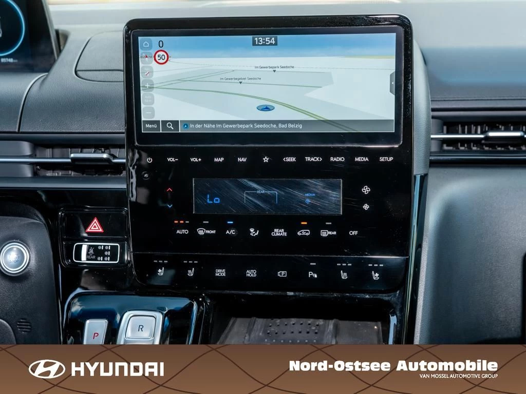 Hyundai Staria 2.2 CRDi SIGNATURE 4WD (7-Sitzer) LED
