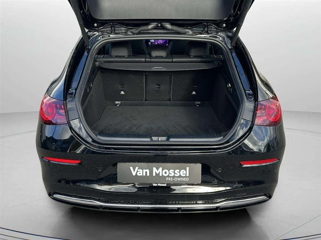 Mercedes-Benz-CLA-image-22
