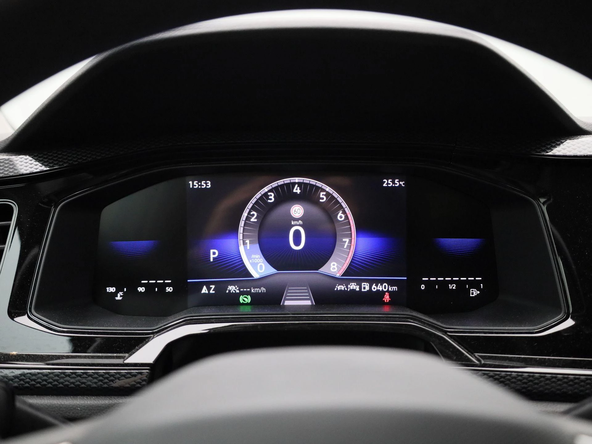 Volkswagen-Polo-image-15