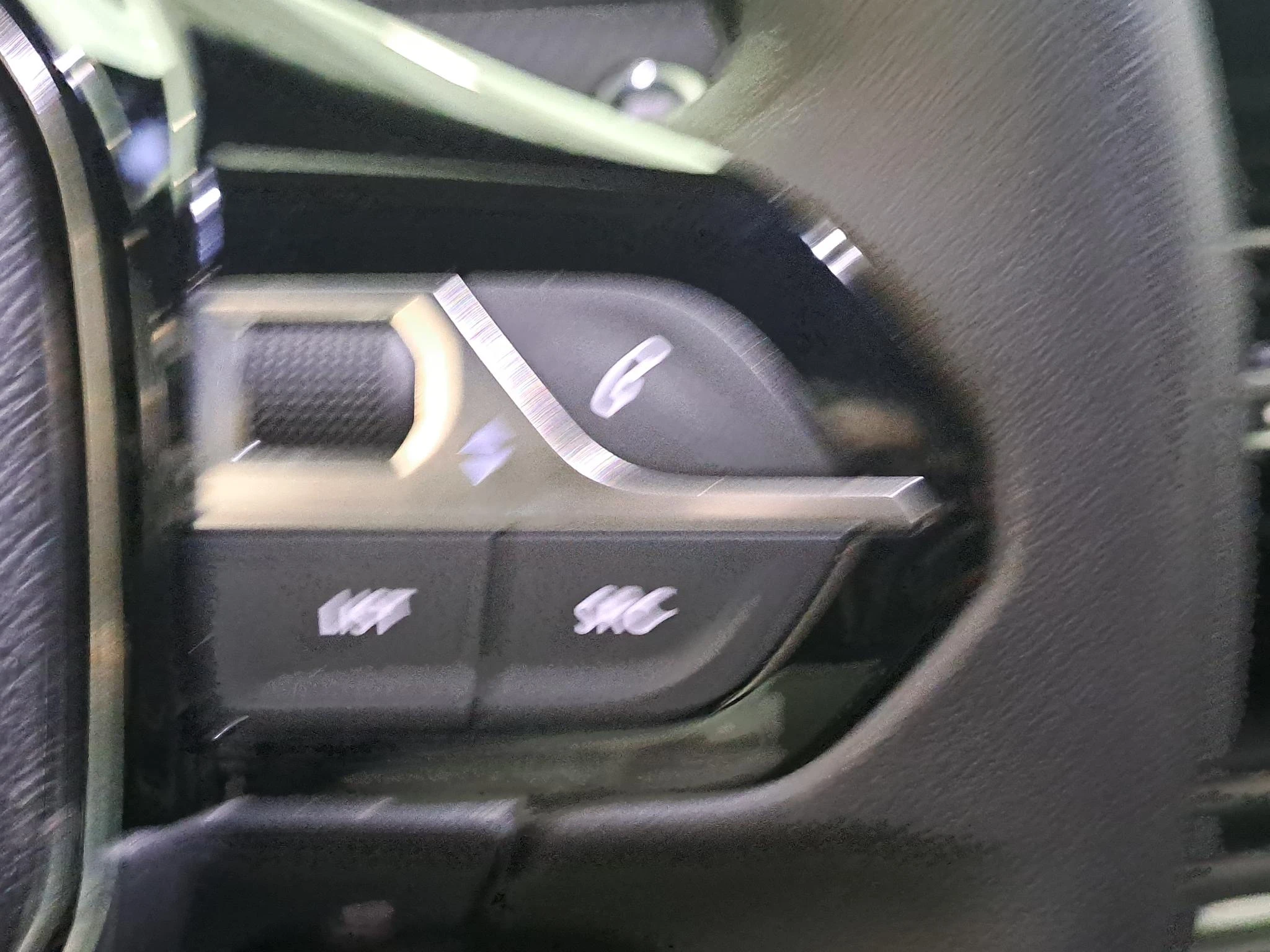 Peugeot-2008-image-16