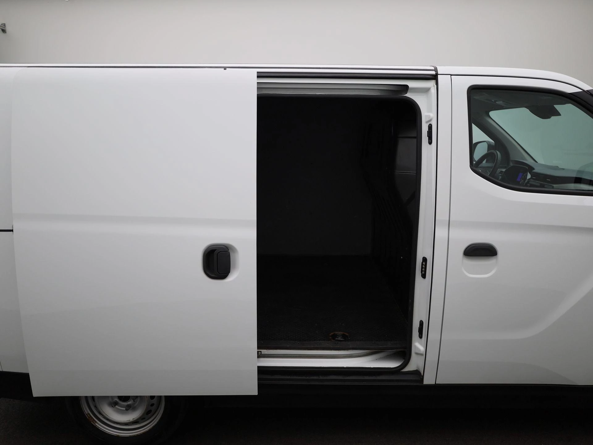 Maxus-eDeliver3-image-11