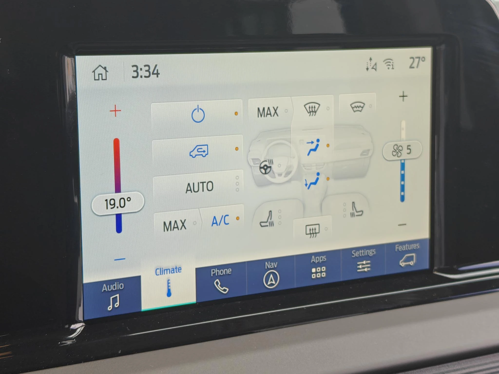 Ford-Tourneo Courier-image-18