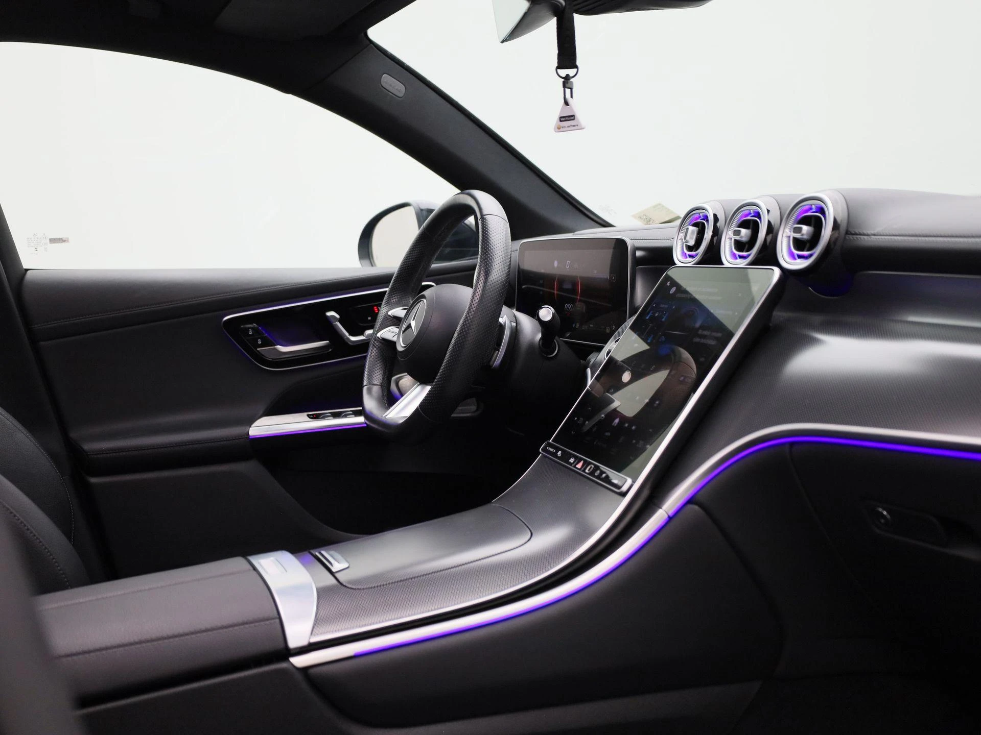 Mercedes-Benz GLC 220 d 4MATIC AMG Line Coupé + AIRMATIC + LEDER + PANO + BURMESTER + DIG. LIGHT