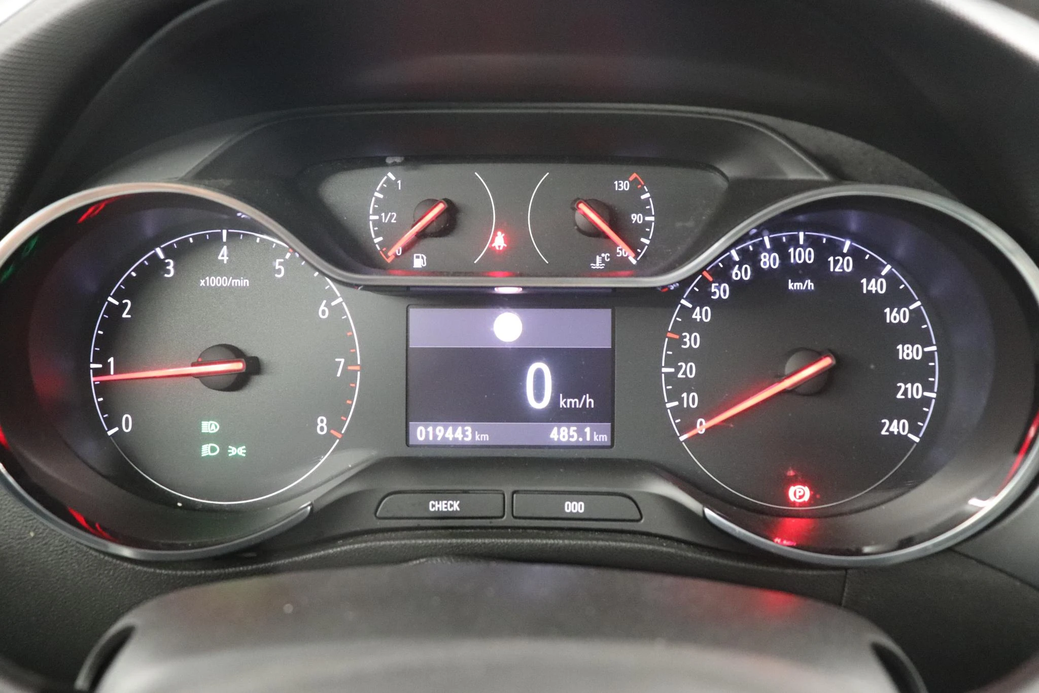 Opel-Crossland-image-16