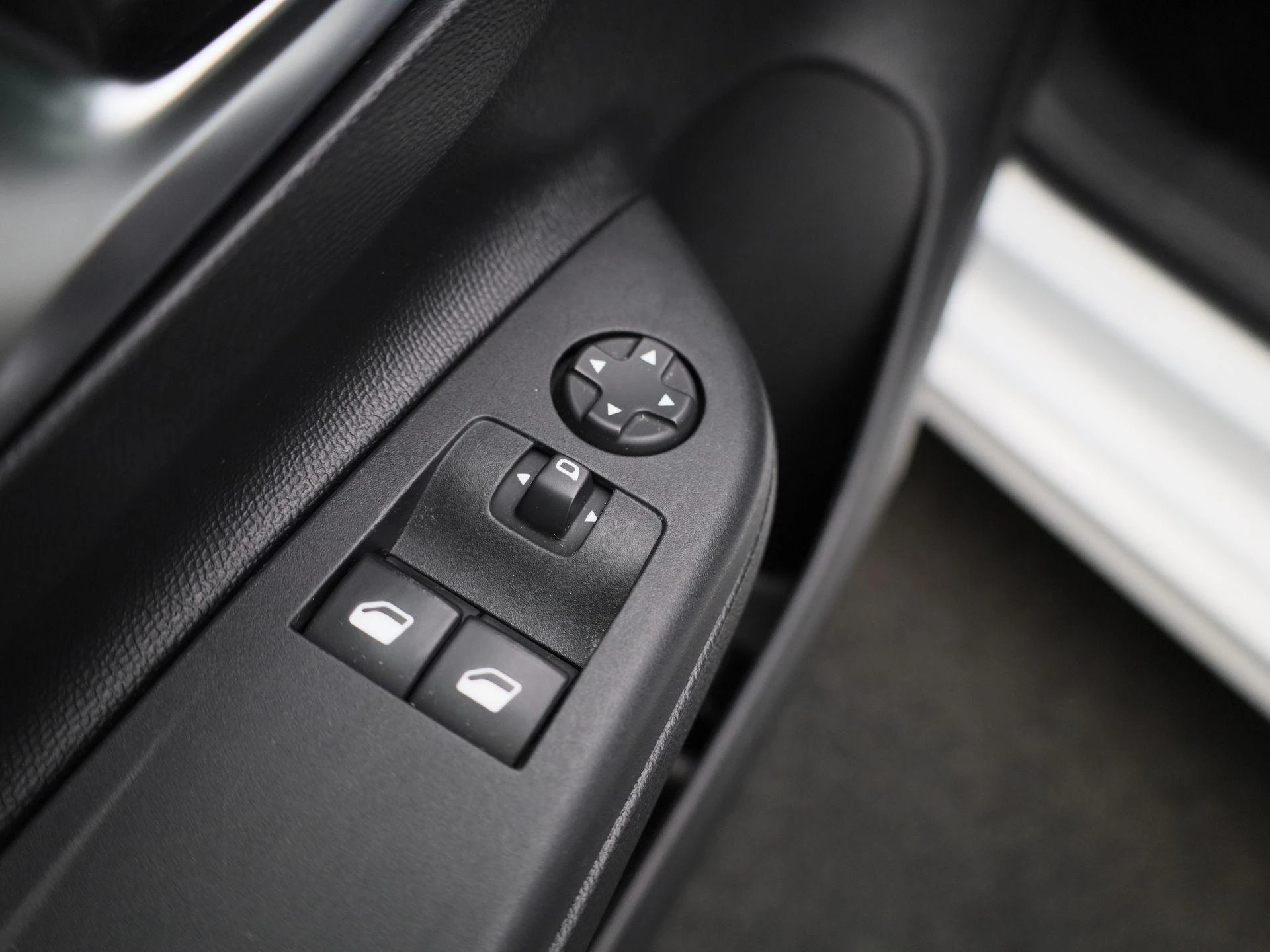Opel-Corsa-image-24