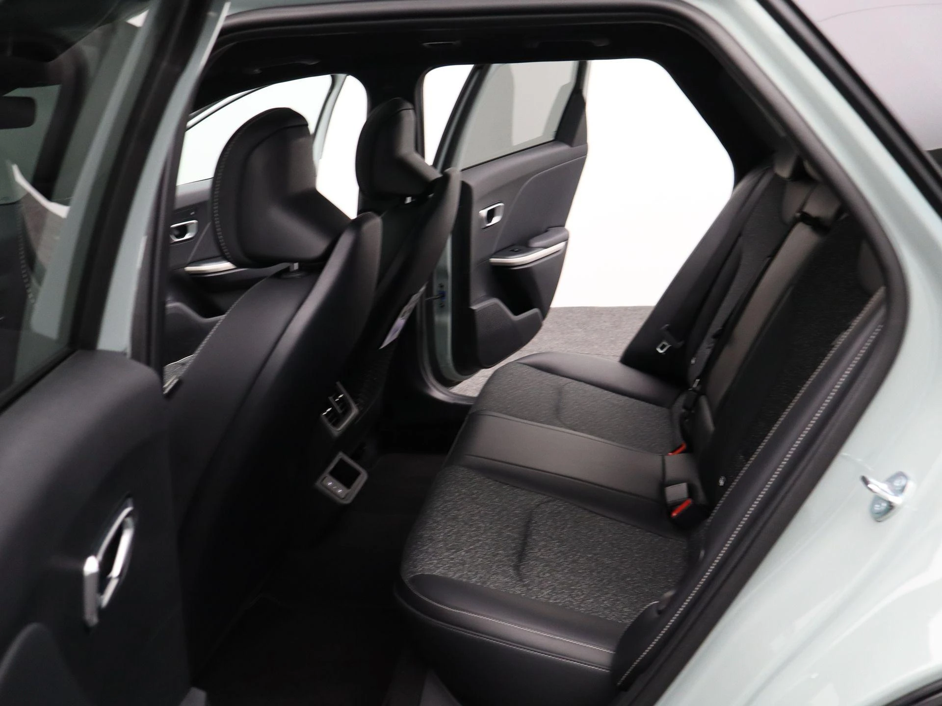 Kia K4 1.0 T-GDi MHEV GT-Line Launch Edition (pano)