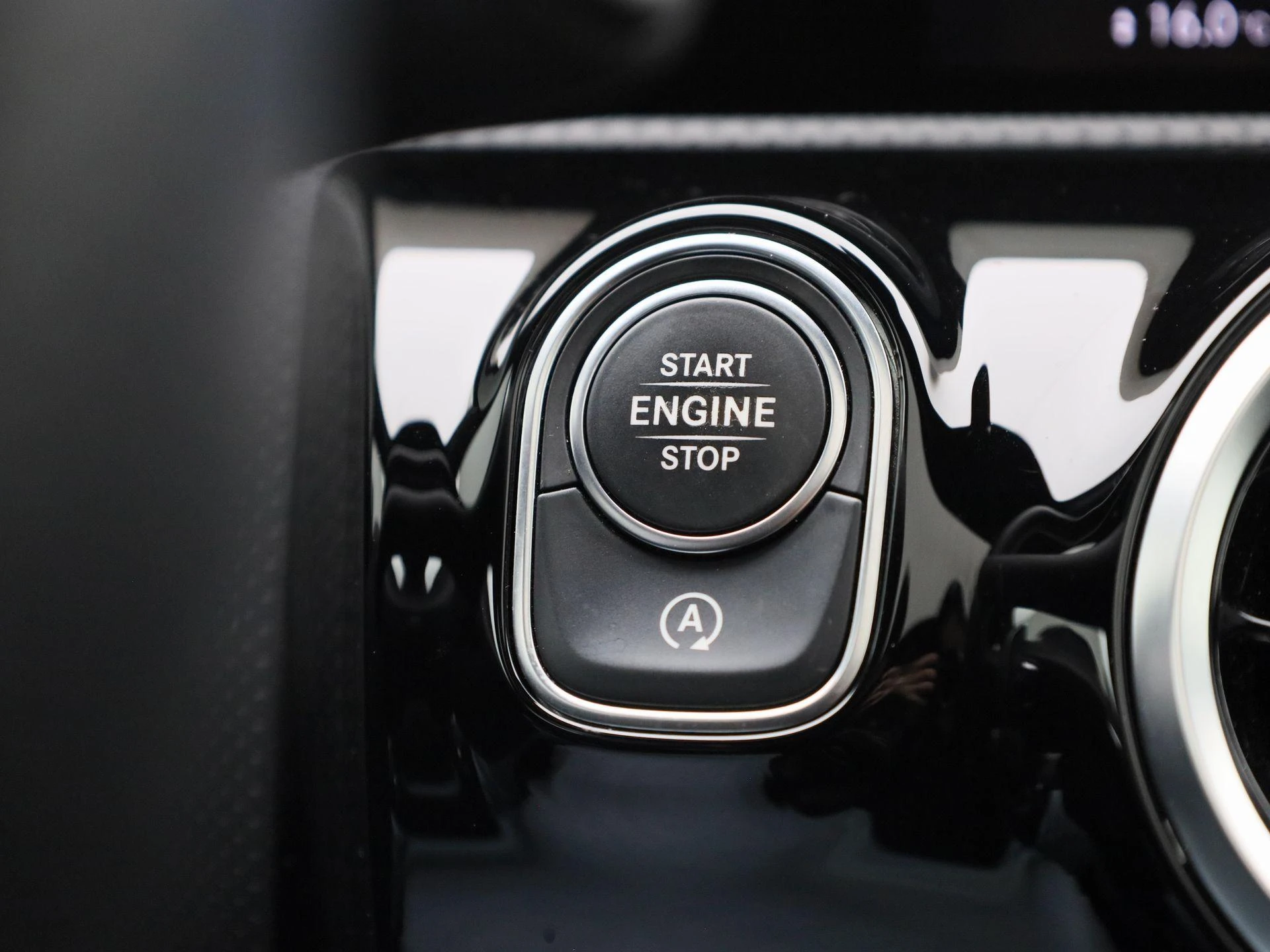 Mercedes-Benz-A-Klasse-image-24