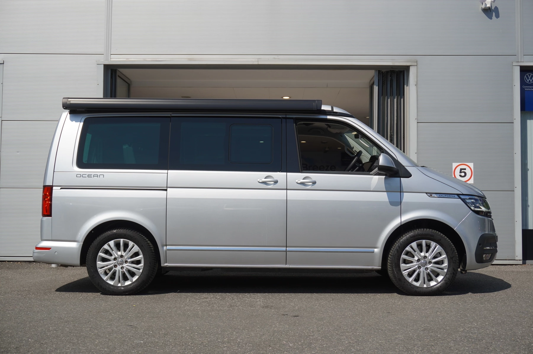 Volkswagen-California-image-3