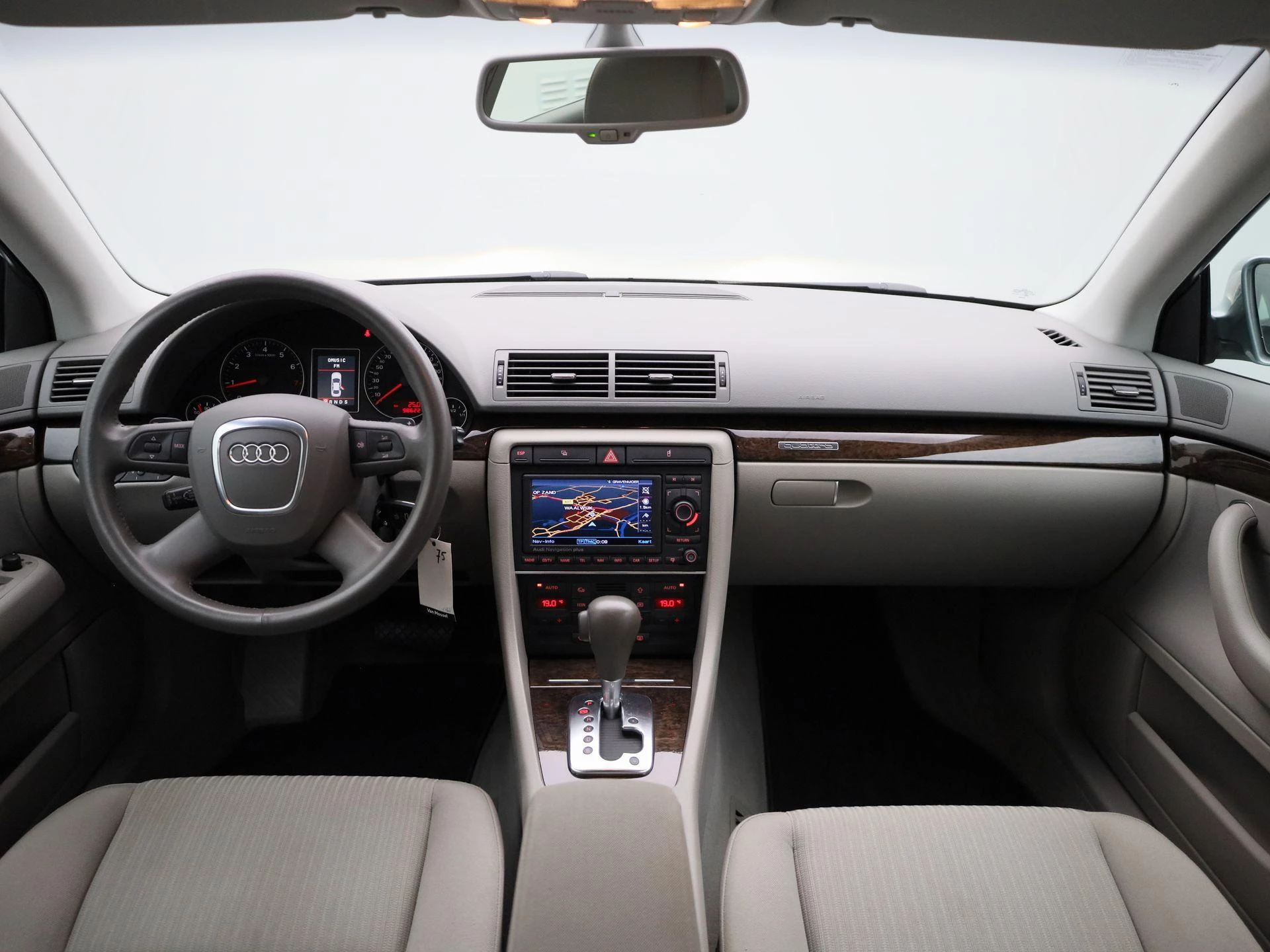 Audi-A4-image-43