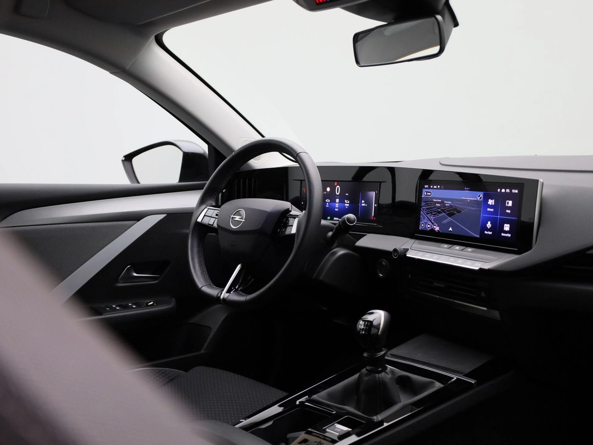 Opel-Astra-image-32