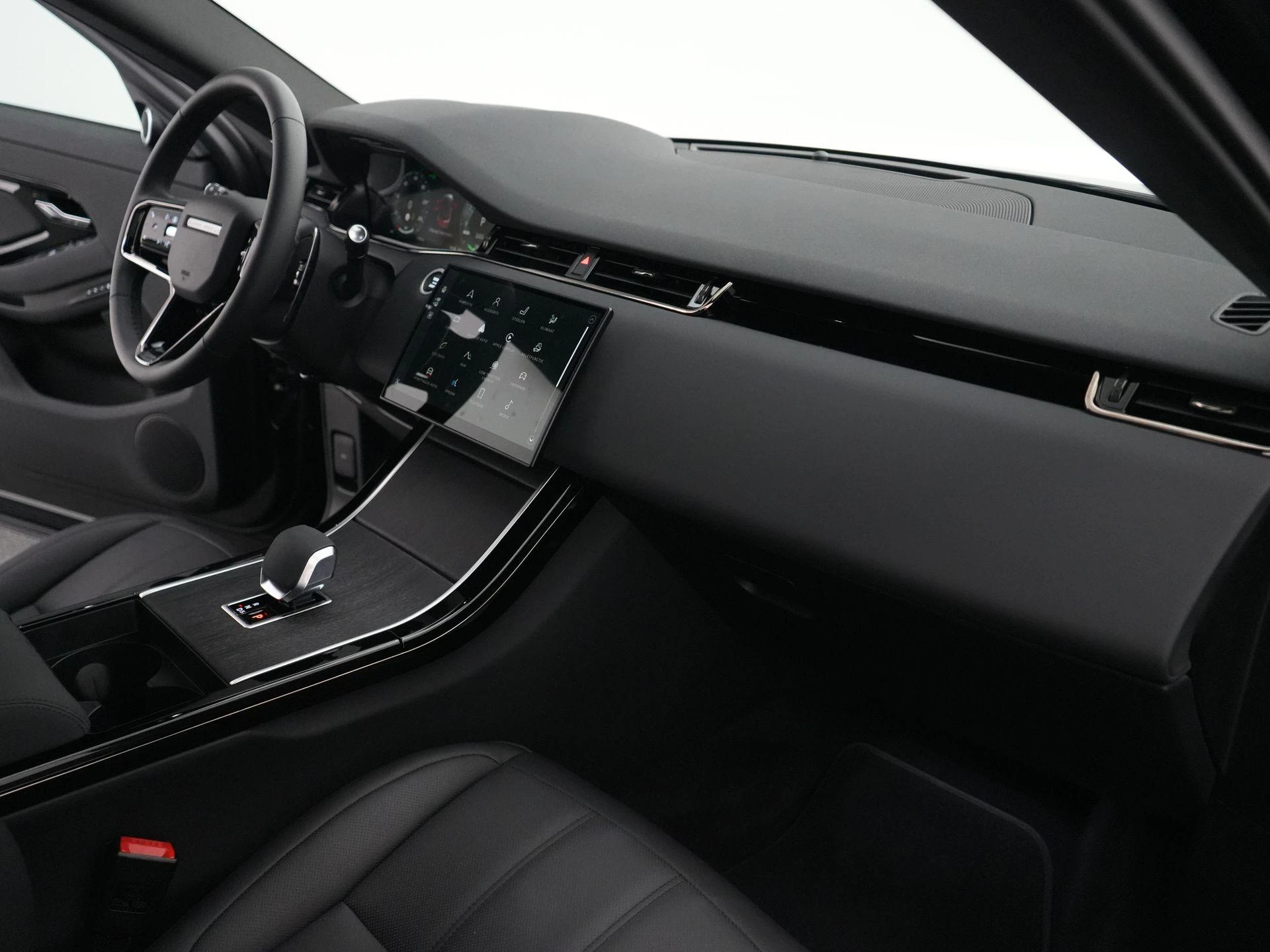 Land Rover-Range Rover Evoque-image-42