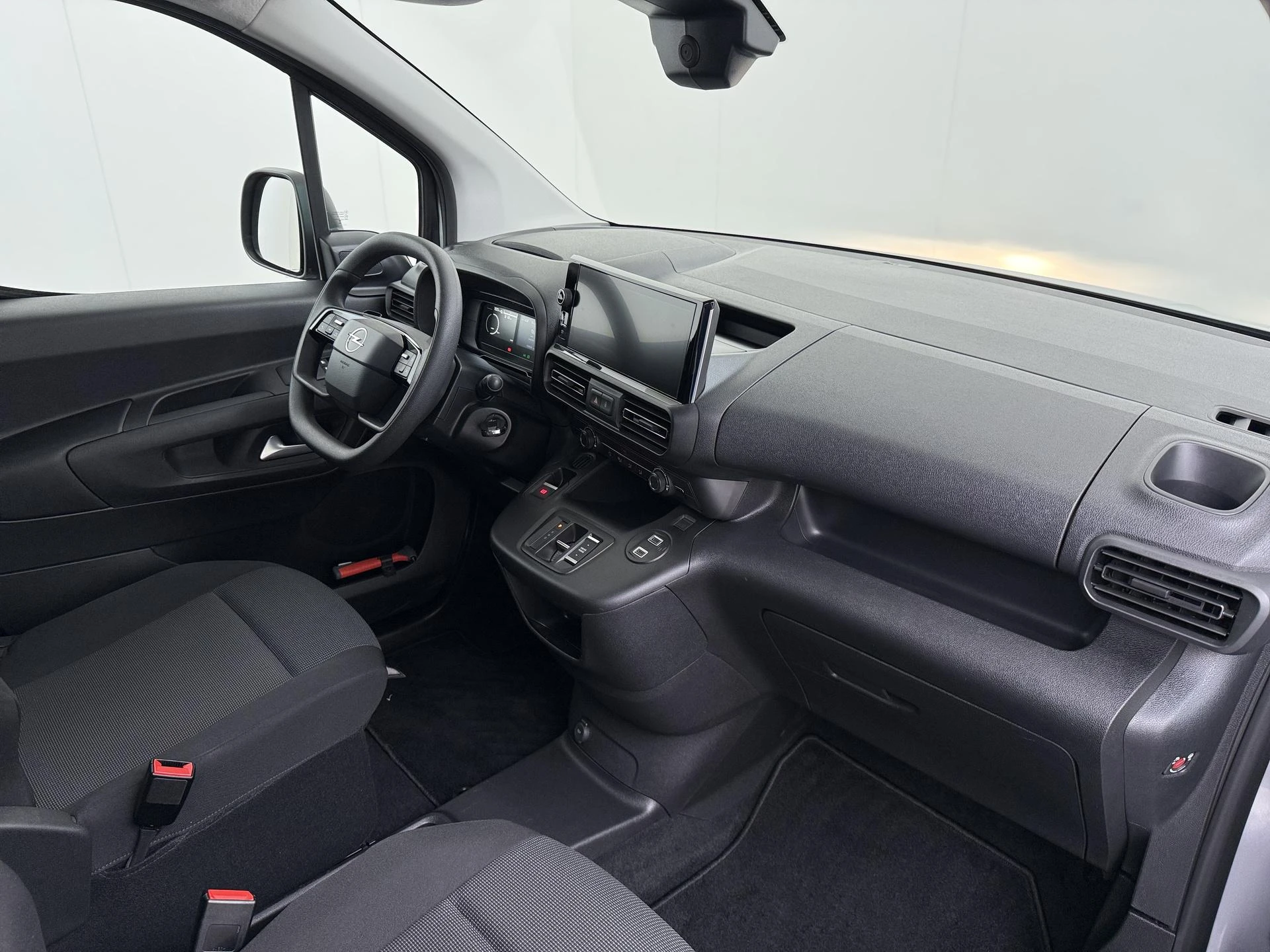 Opel-Combo-e-image-25