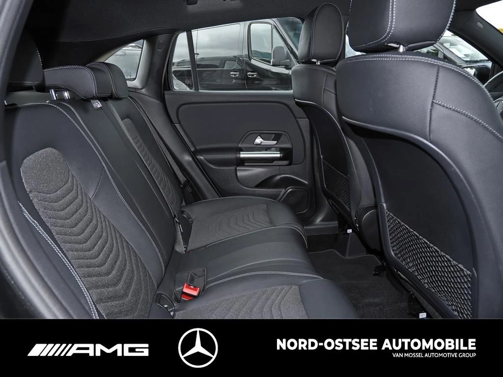 Mercedes-Benz GLA 200 d PROGRESSIVE AHK DISTRONIC MBUX KLIMA Progressive