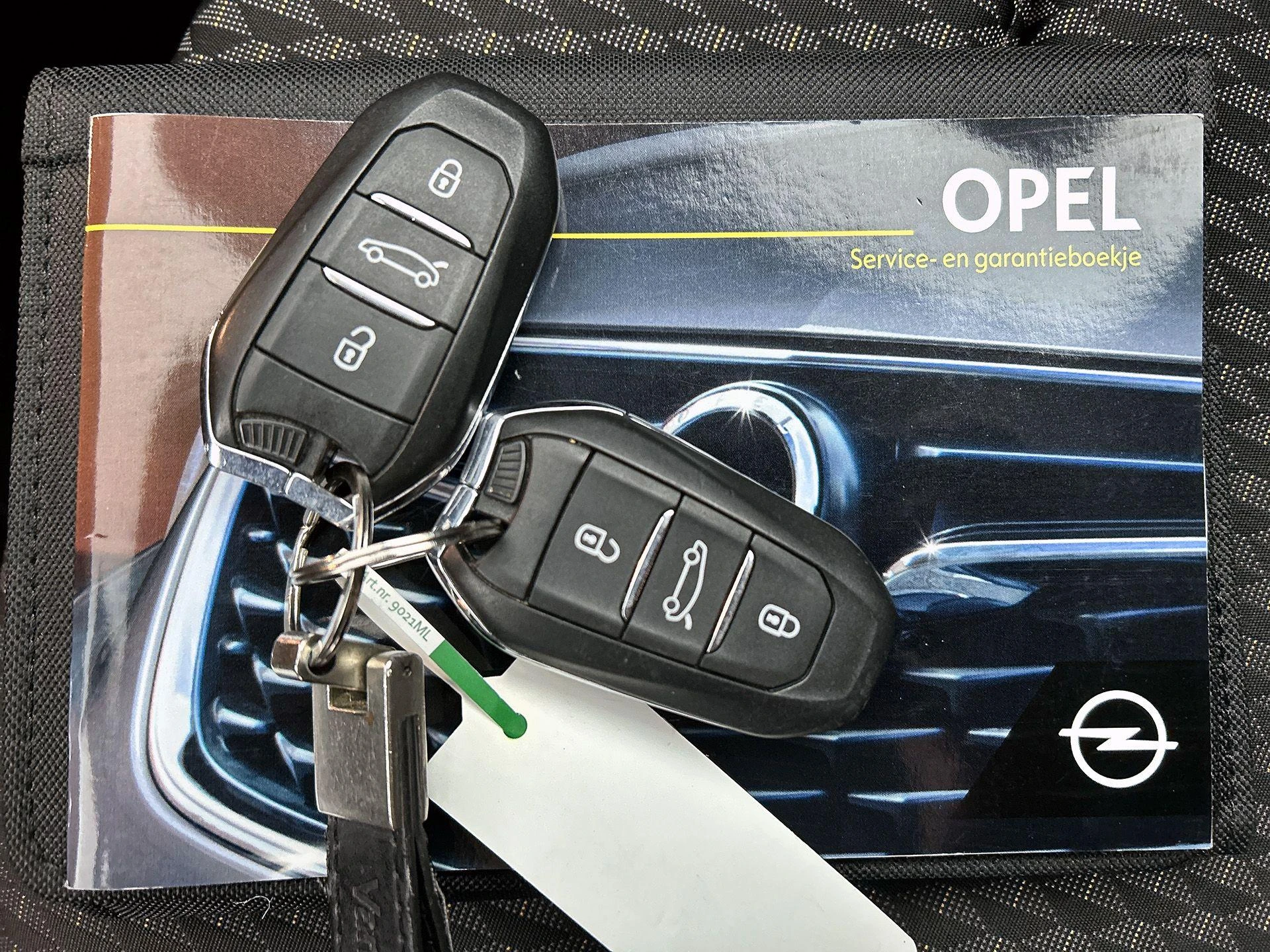 Opel-Crossland X-image-25