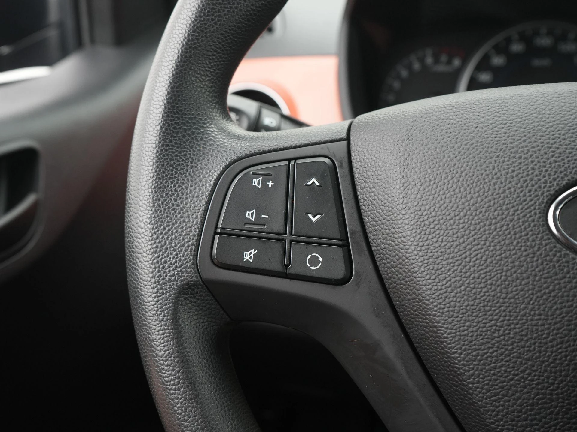 Hyundai-i10-image-16