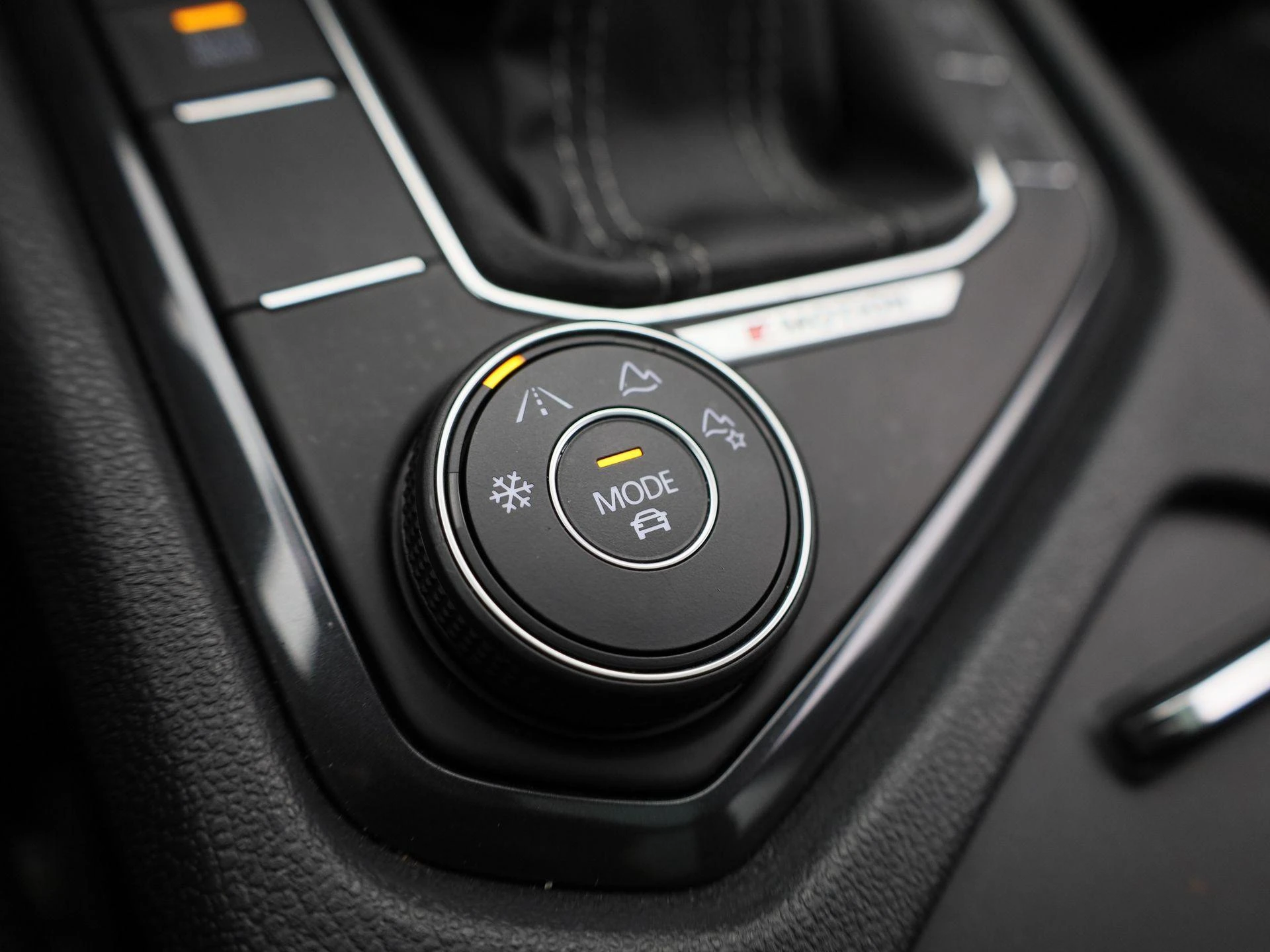 Volkswagen-Tiguan Allspace-image-38