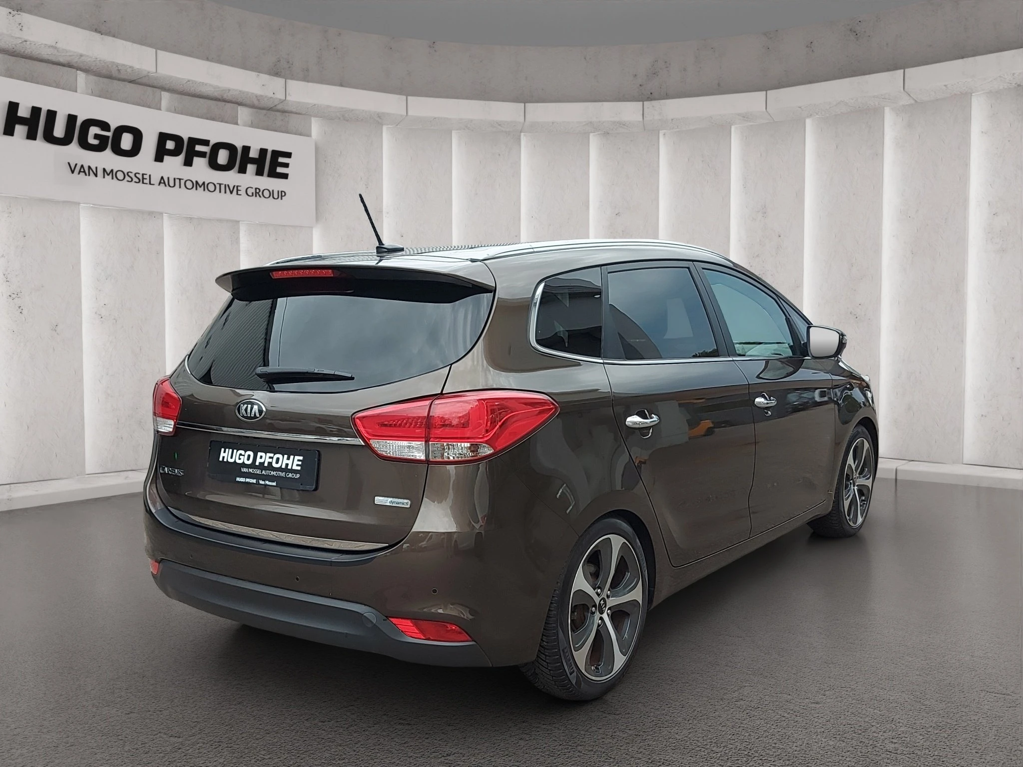 Kia-Carens-image-4