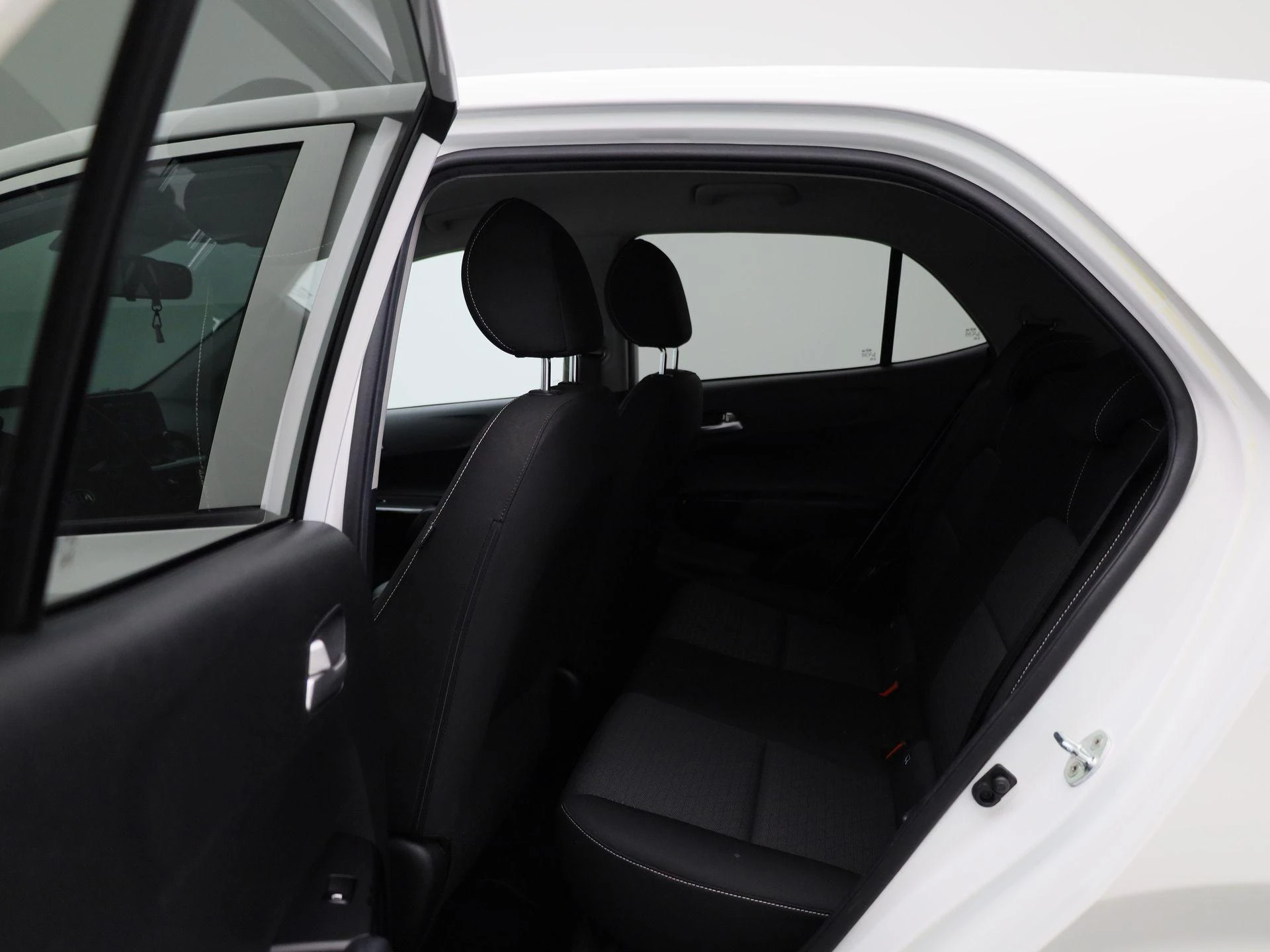 Kia-Picanto-image-9