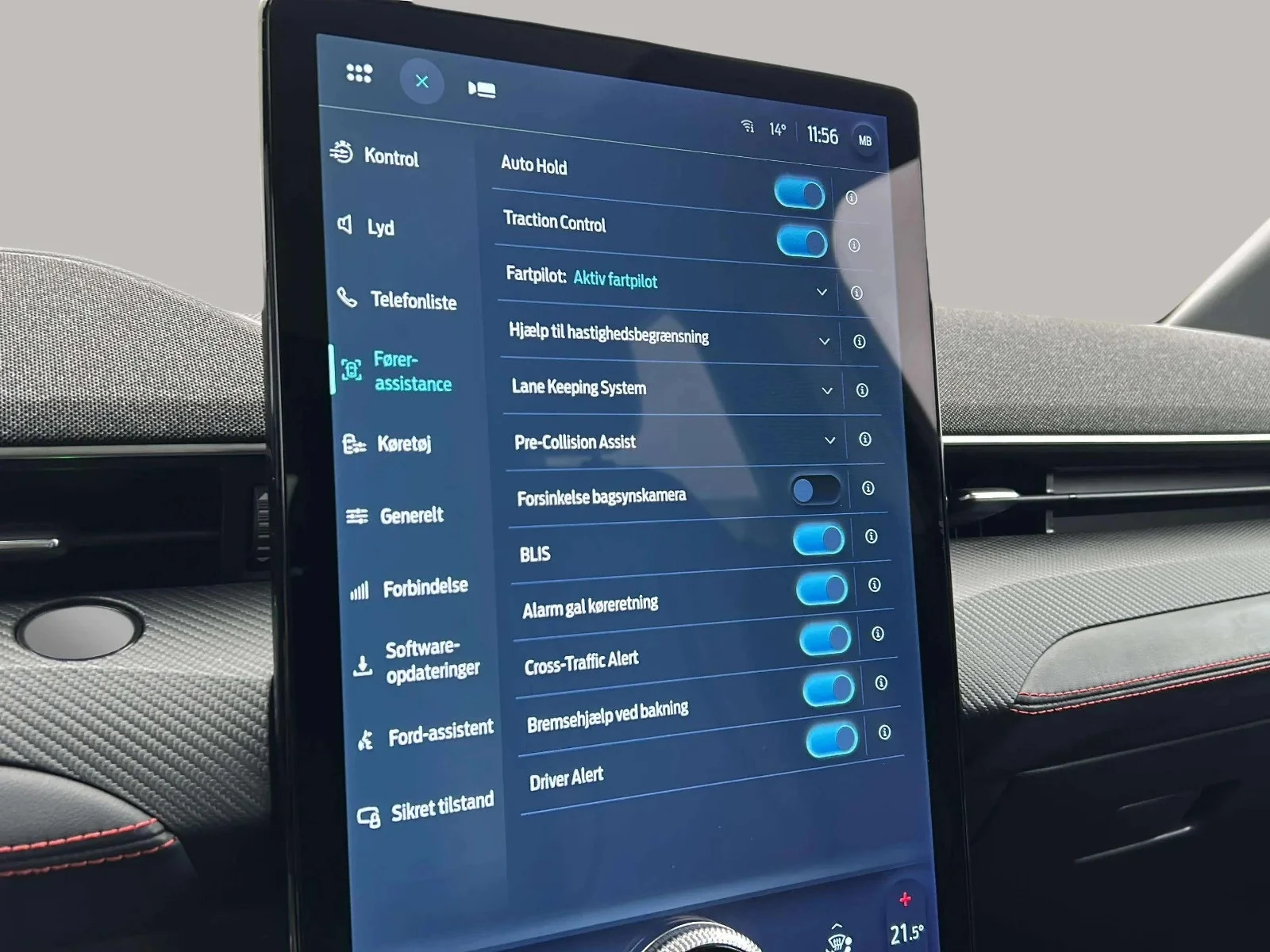 Ford-Mustang Mach-E-image-19