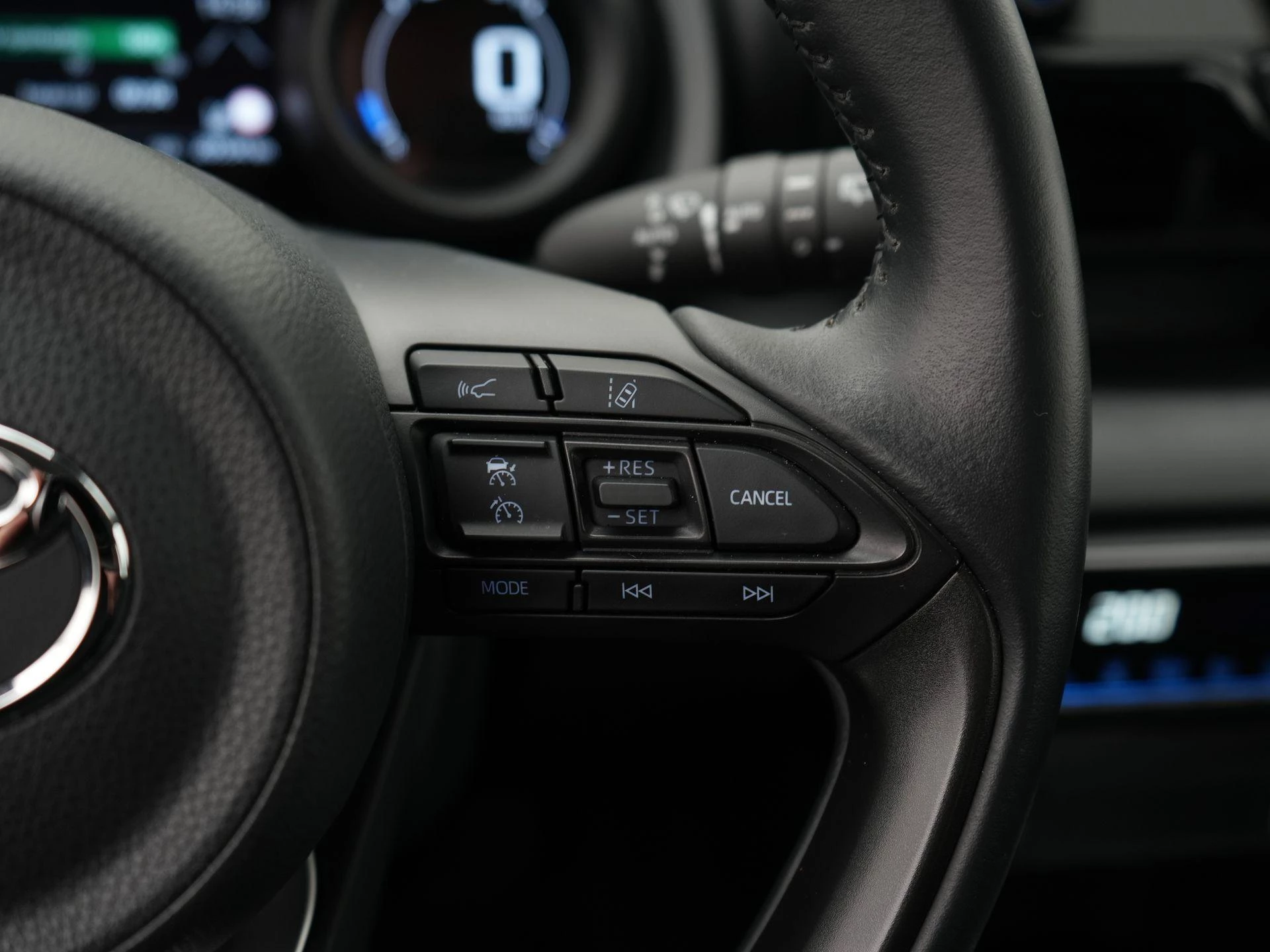Toyota-Yaris-image-18