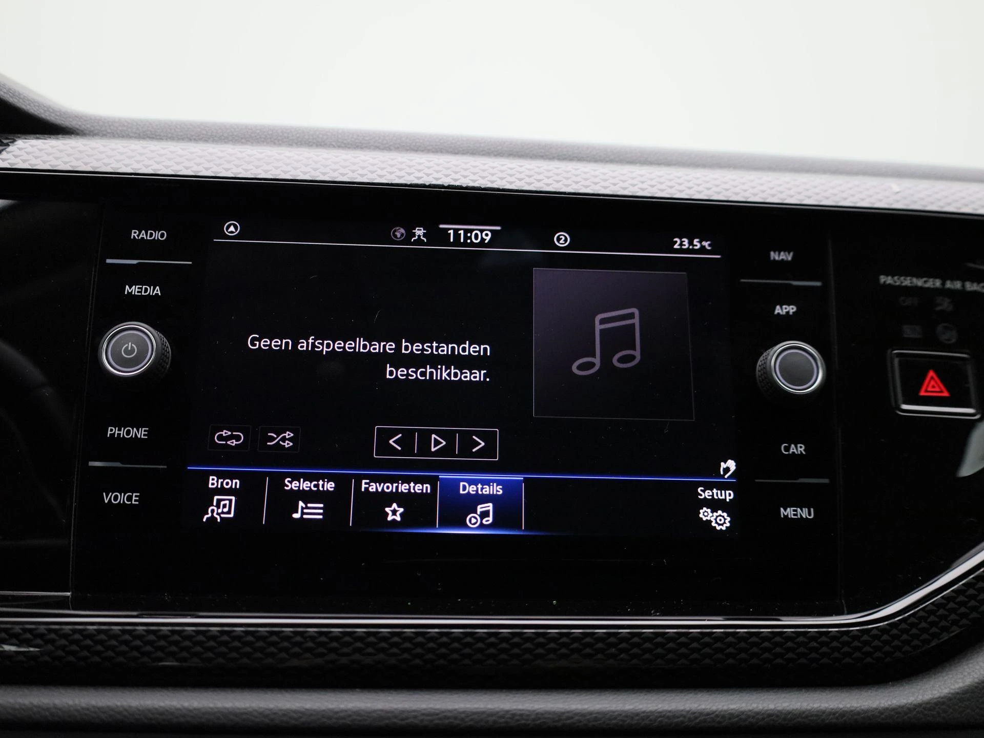 Volkswagen-Taigo-image-18