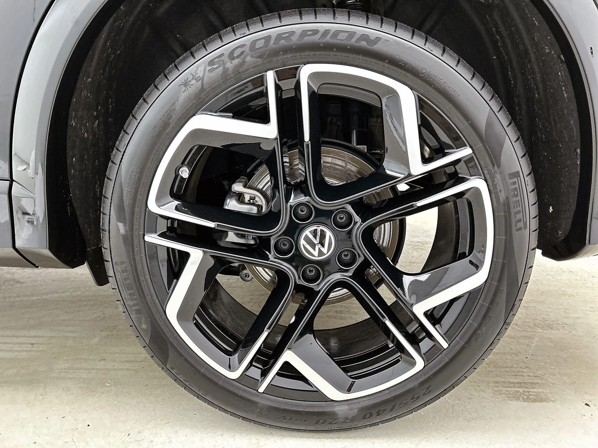 Volkswagen Tiguan 1.5 eHybrid R-Line Edition