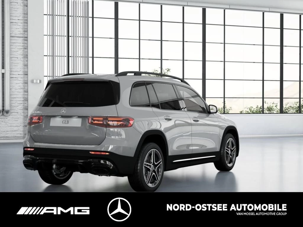 Mercedes-Benz-GLB-image-1