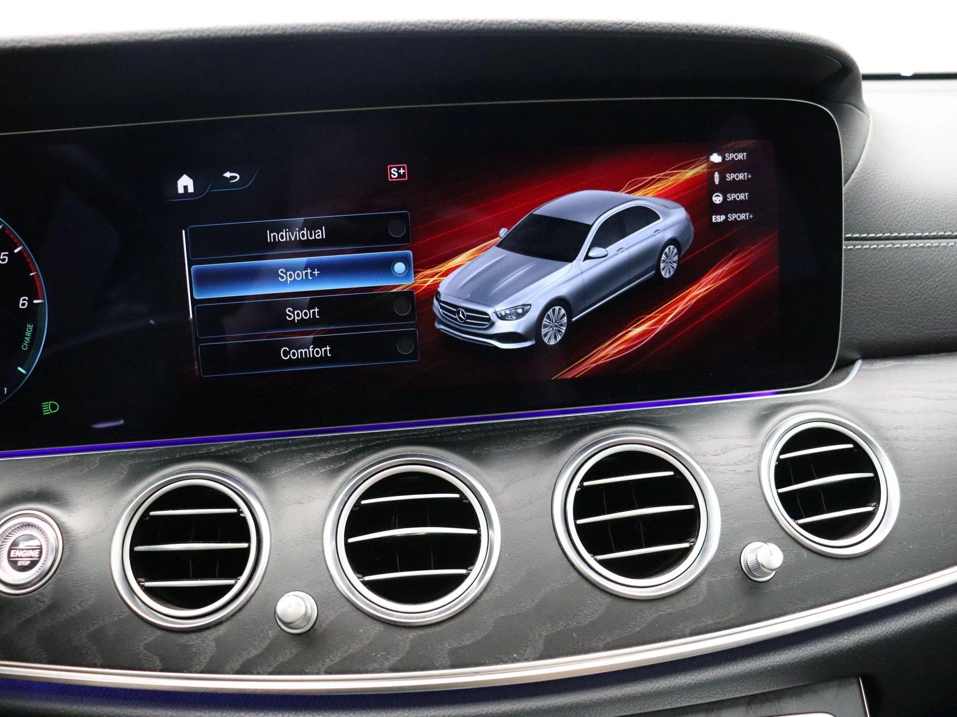 Mercedes-Benz-E-Klasse-image-21