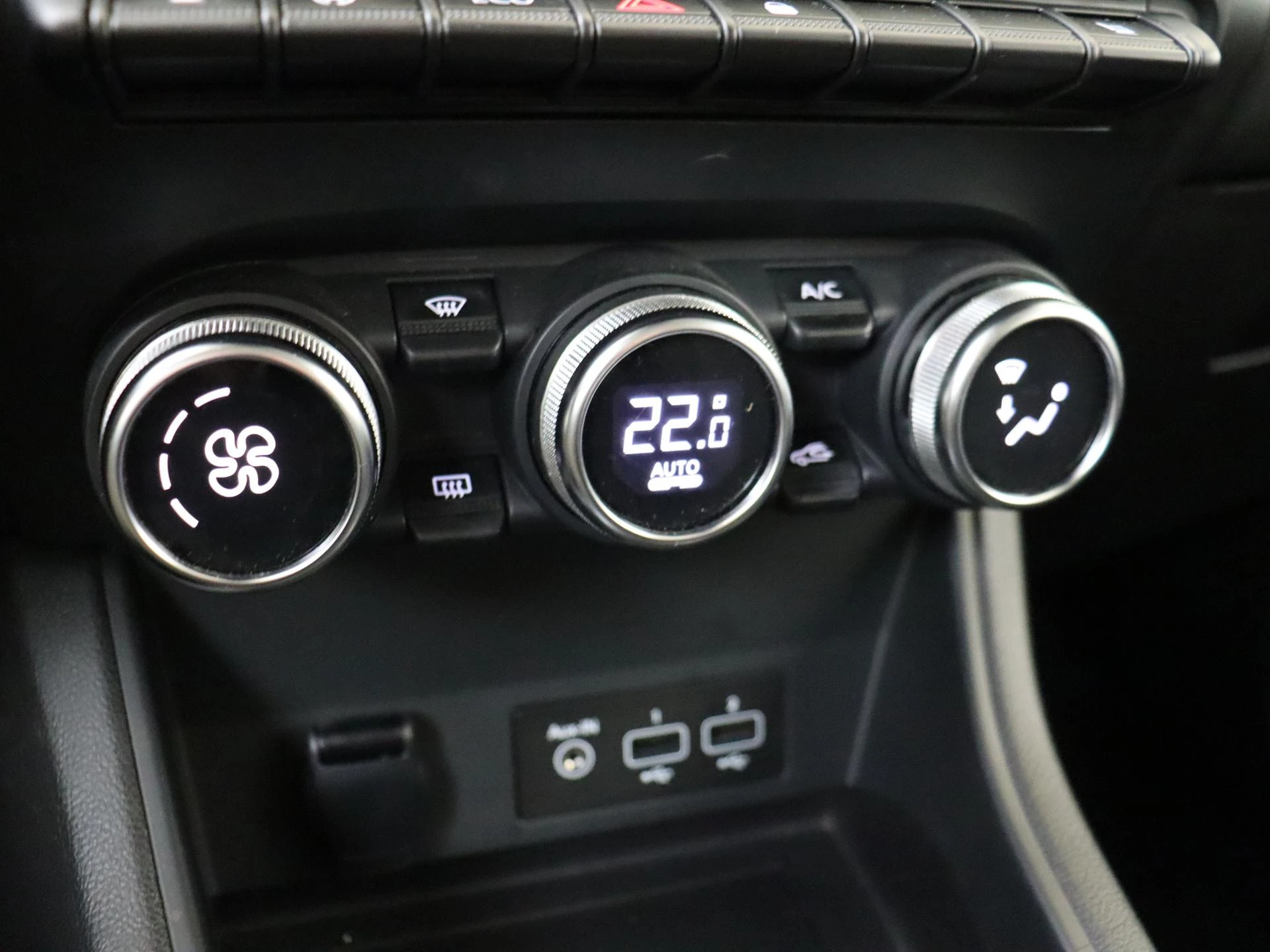 Renault-Captur-image-18