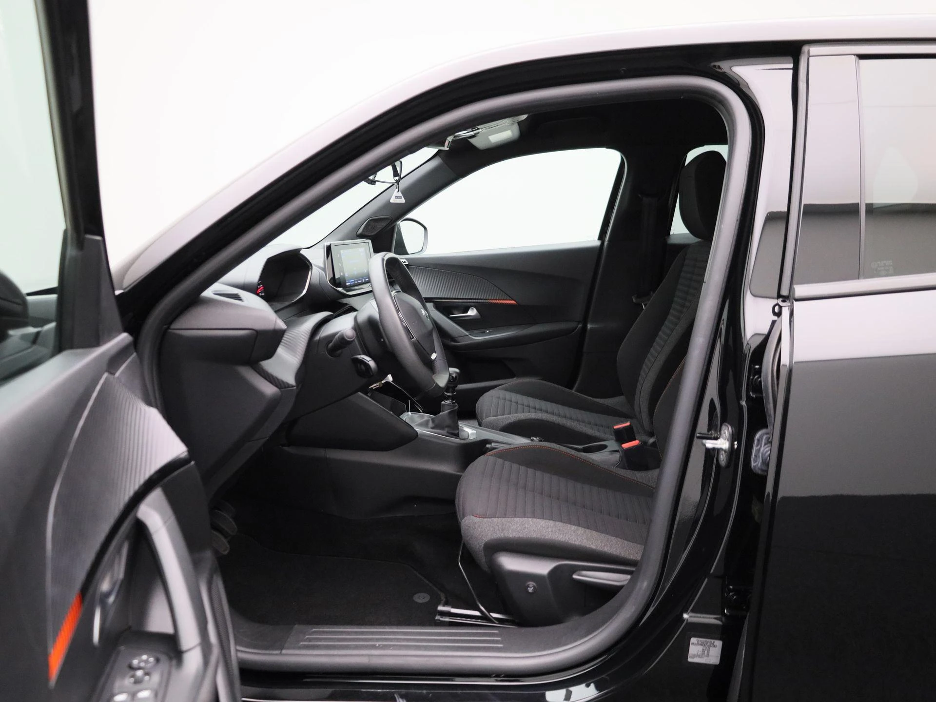 Peugeot 2008 - 9