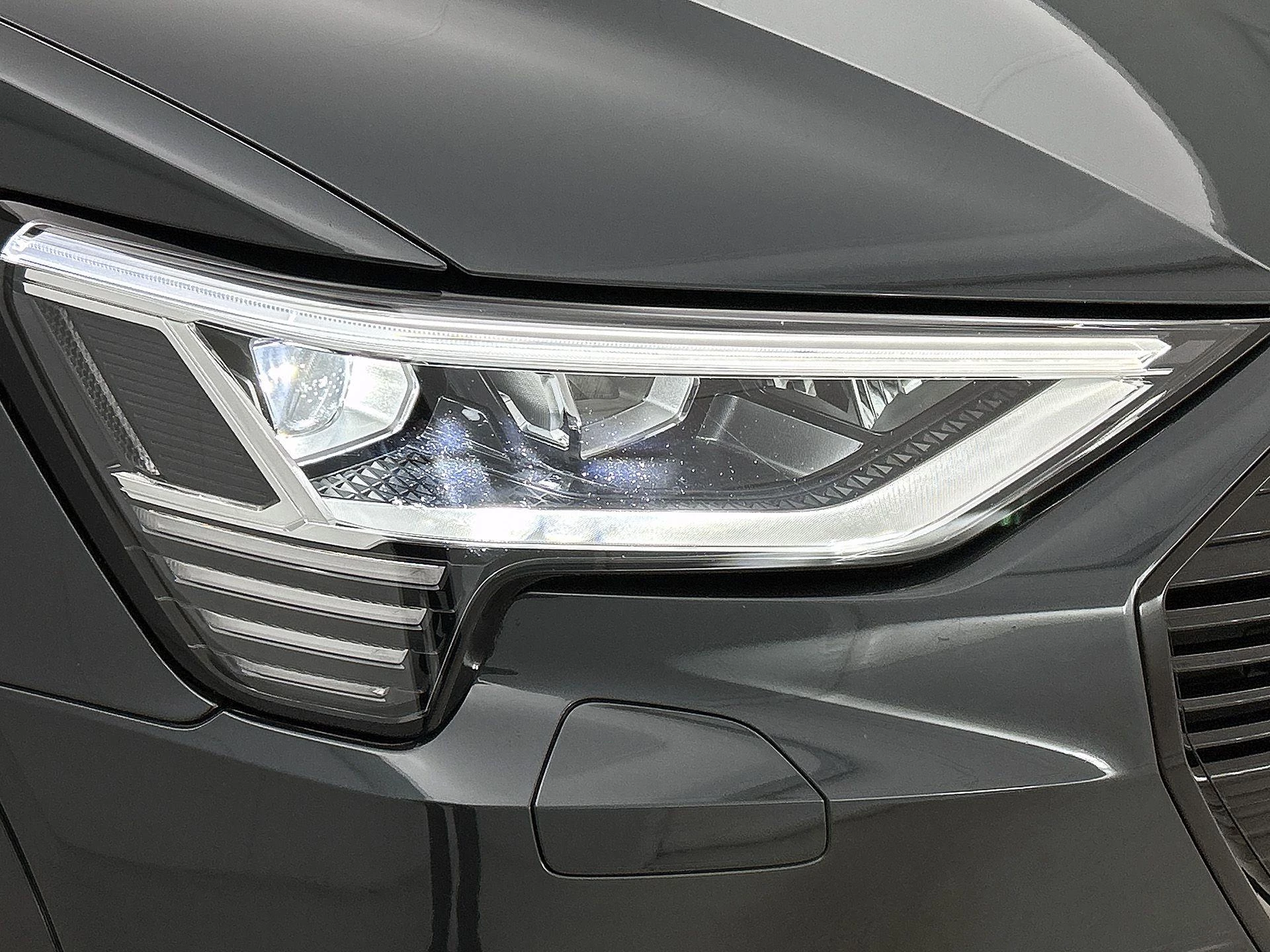 Audi-e-tron-image-6