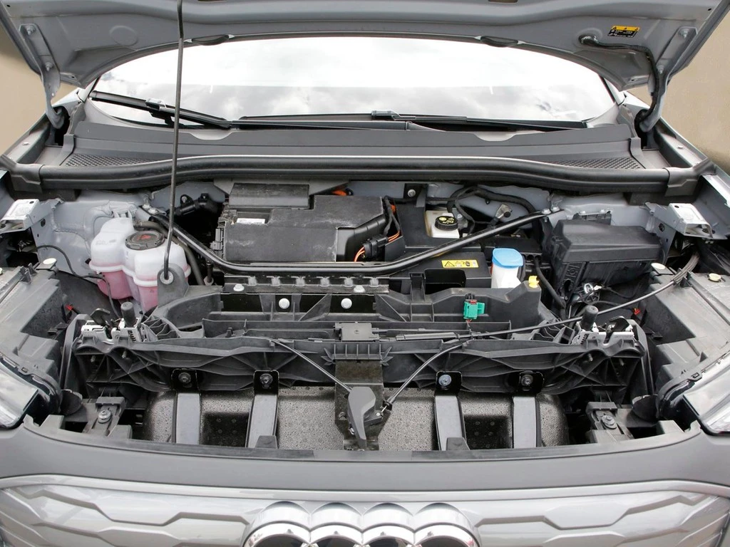 Audi-Q4 Sportback e-tron-image-18