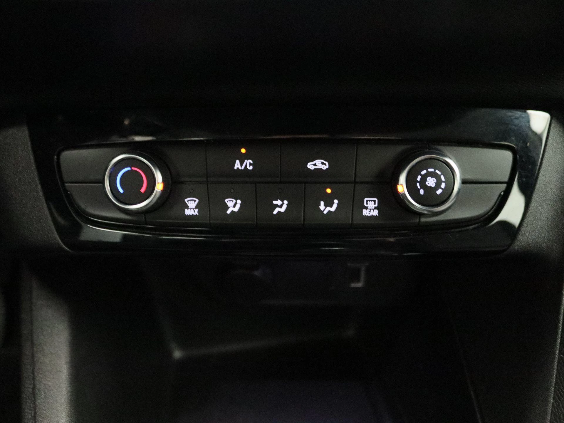 Opel-Corsa-image-9