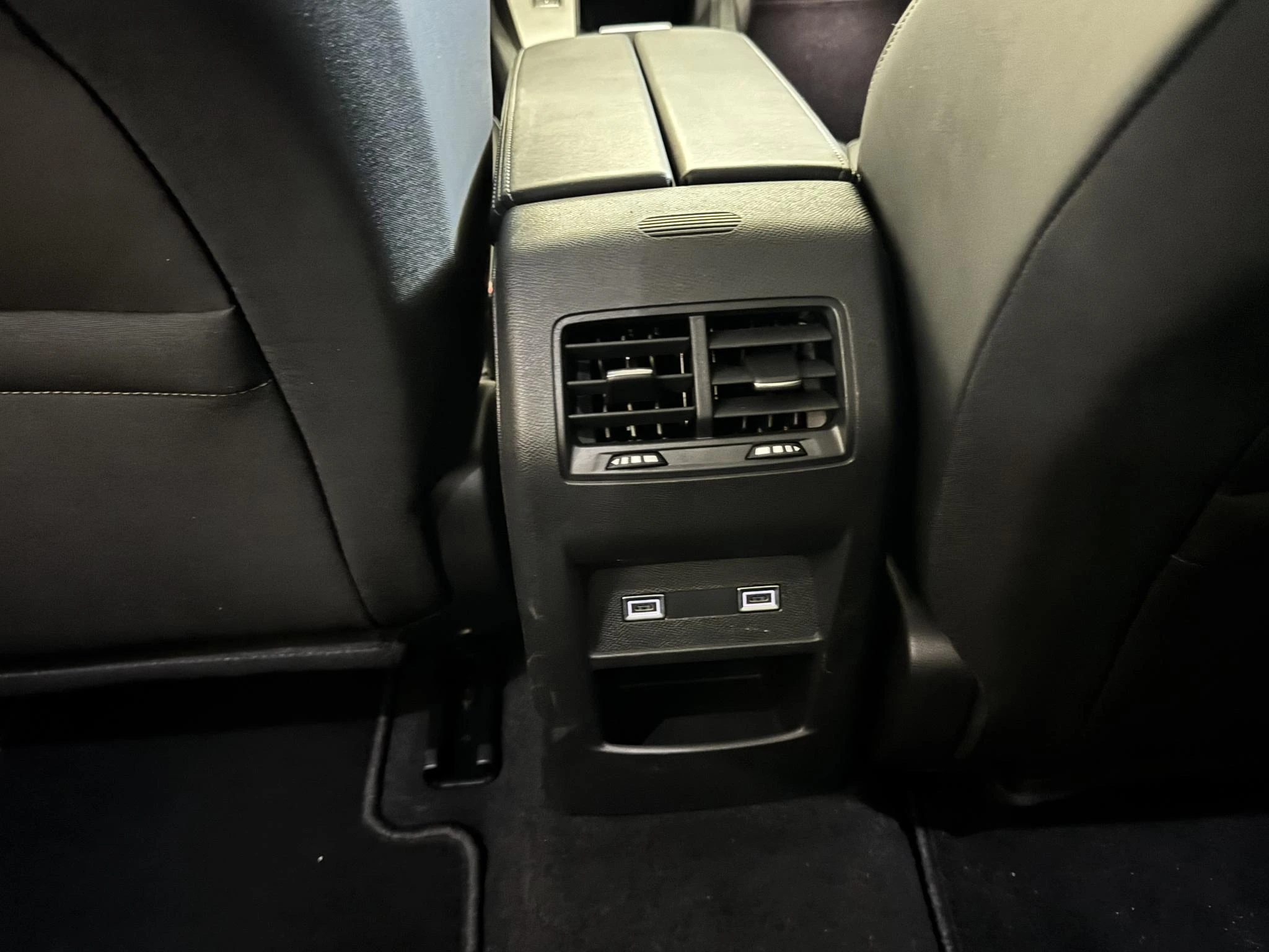 Peugeot-408-image-41