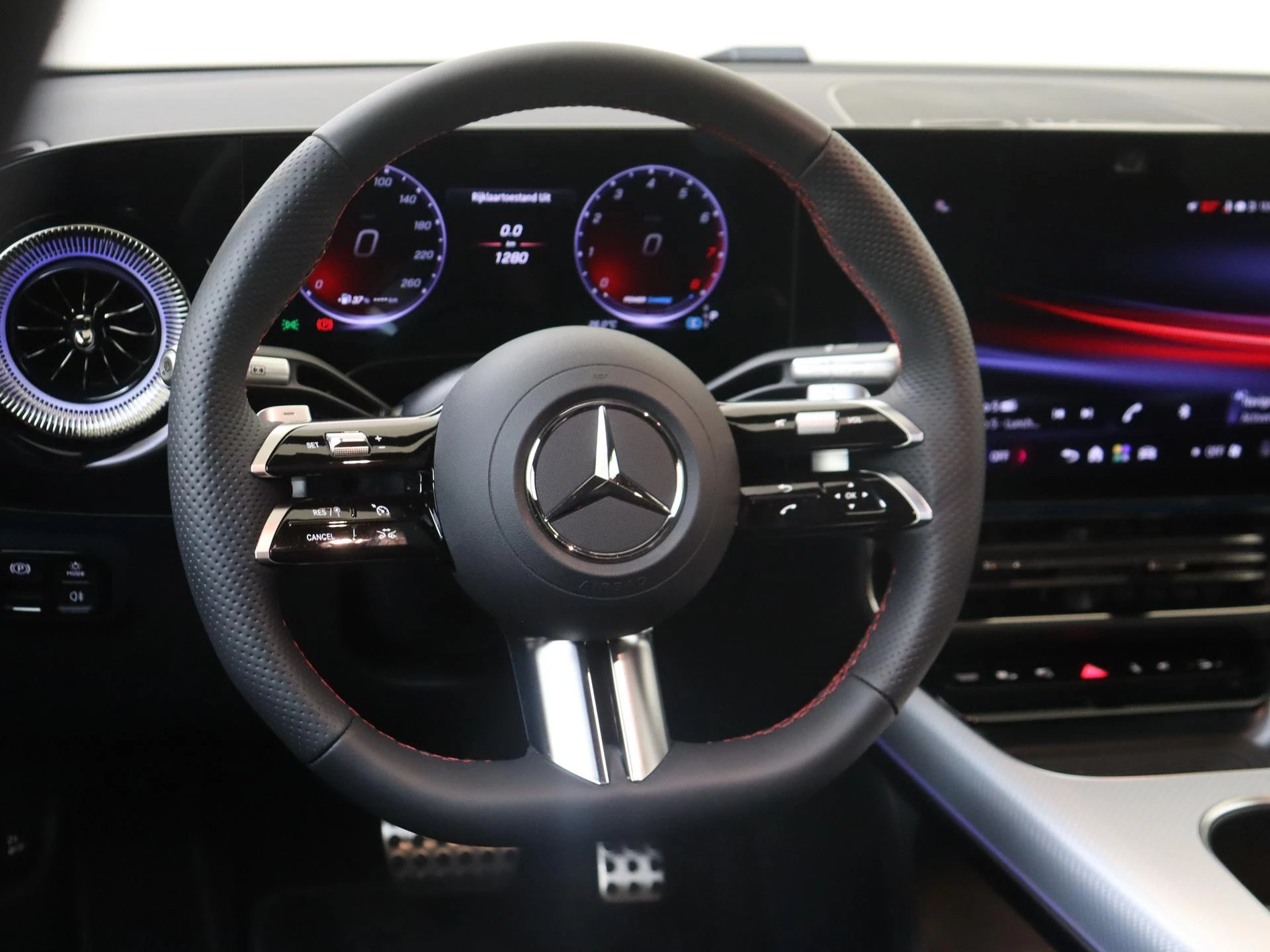 Mercedes-Benz CLA 180 Business Solution AMG