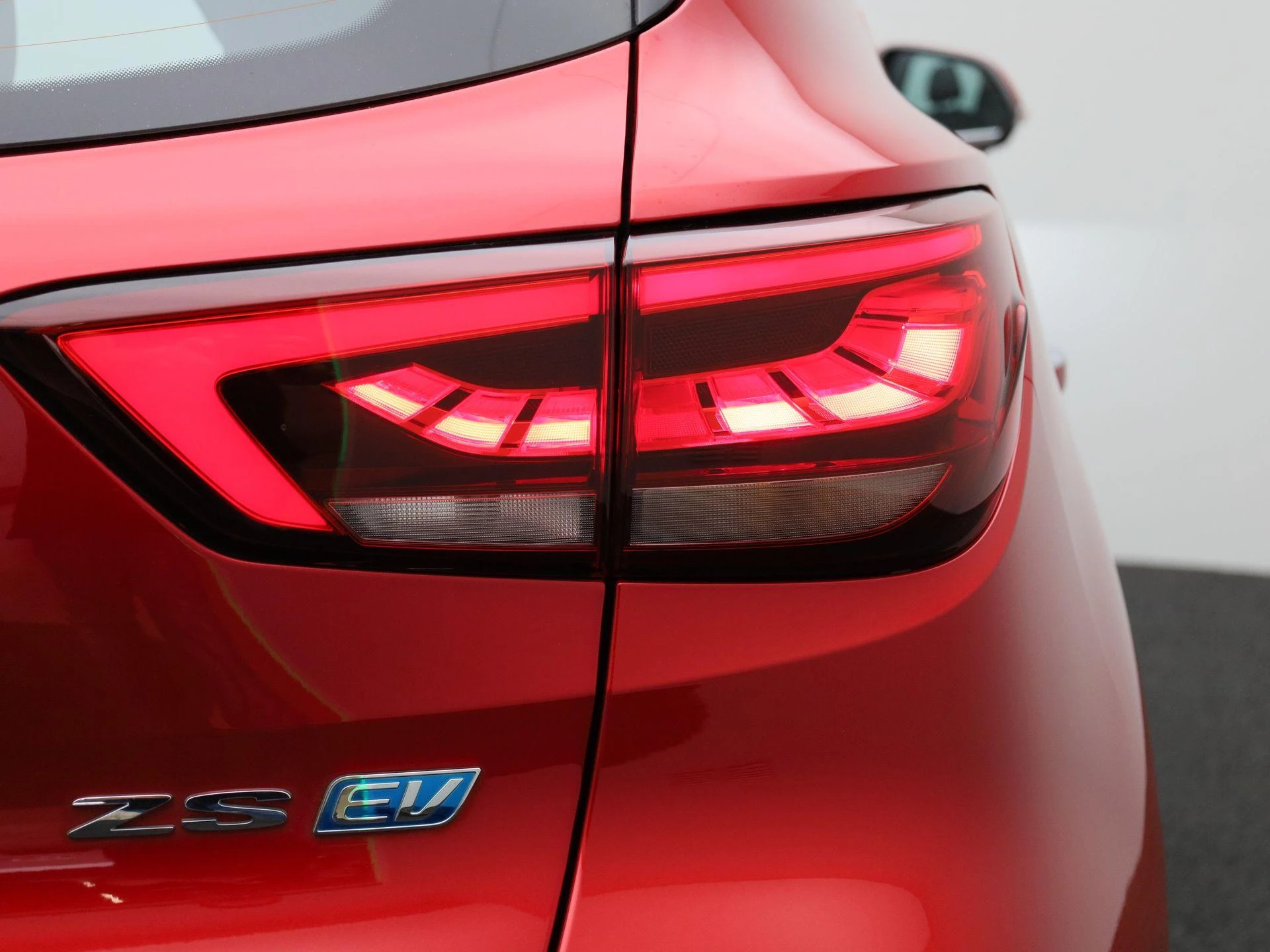 MG-ZS EV-image-39