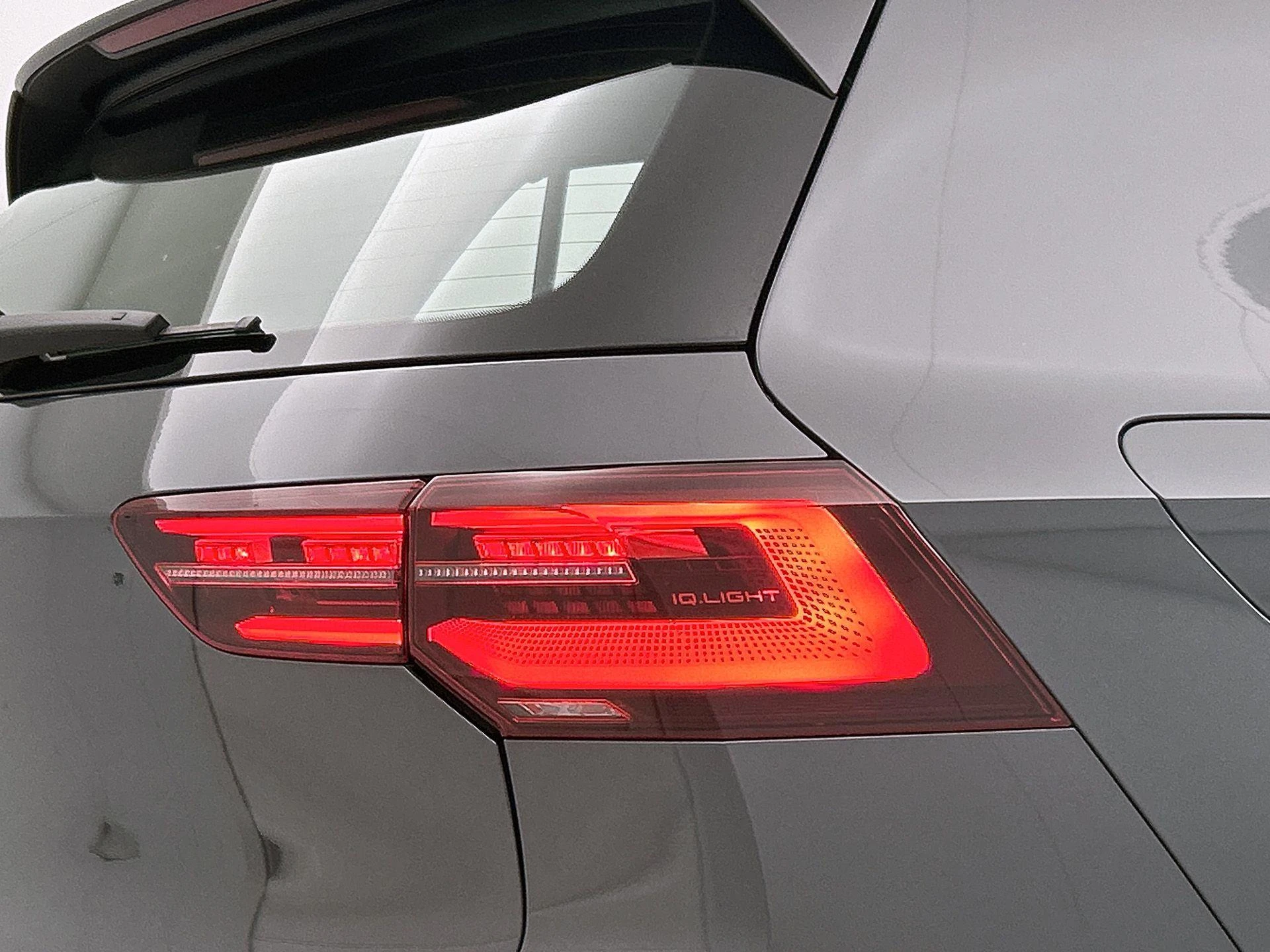 Volkswagen-Golf-image-30
