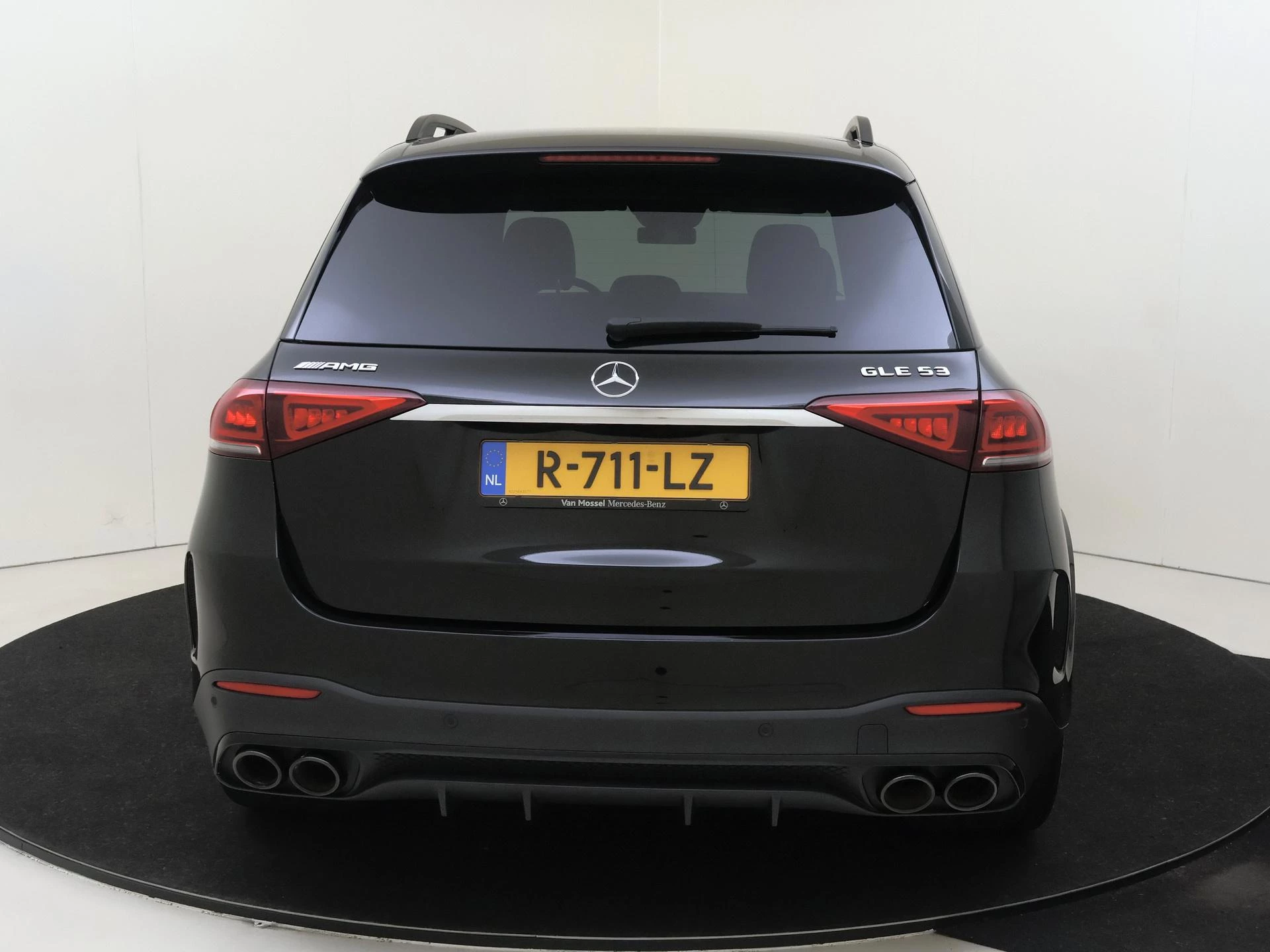 Mercedes-Benz-GLE-image-6