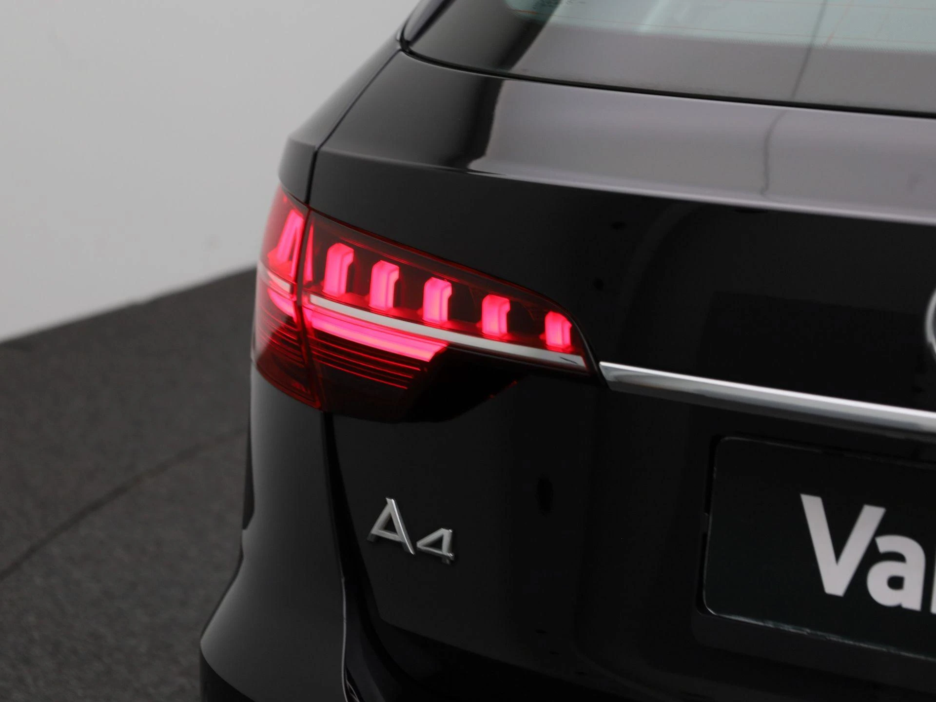 Audi-A4-image-34