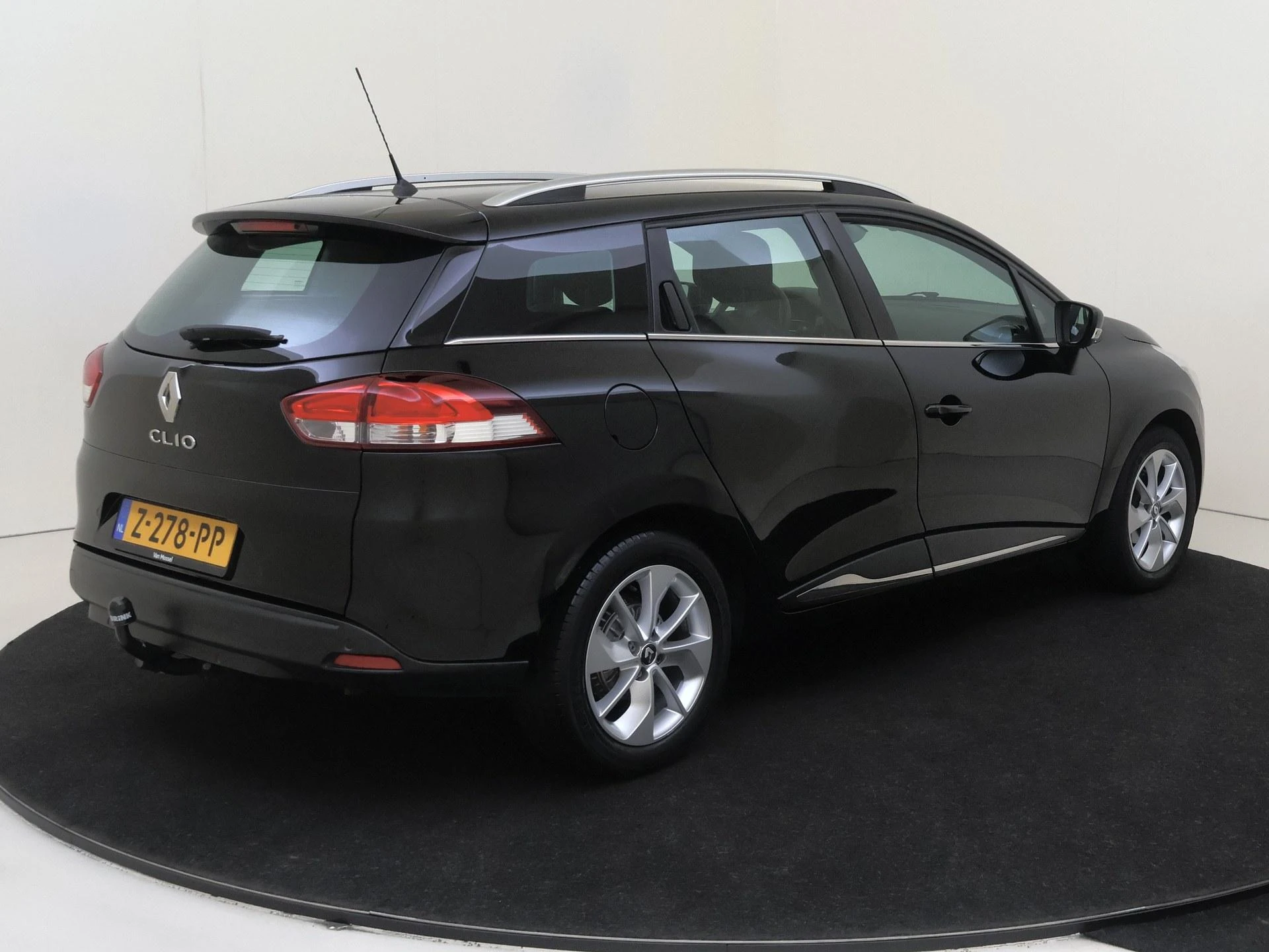 Renault-Clio-image-3
